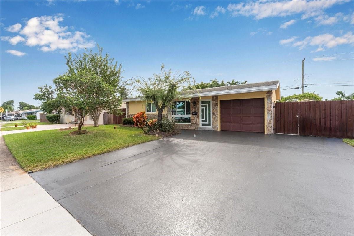 Photo for 230 NE 58th Street, Fort Lauderdale, FL 33334 - listing #FX-10534260 230 NE 58th Street, Fort Lauderdale, FL 33334