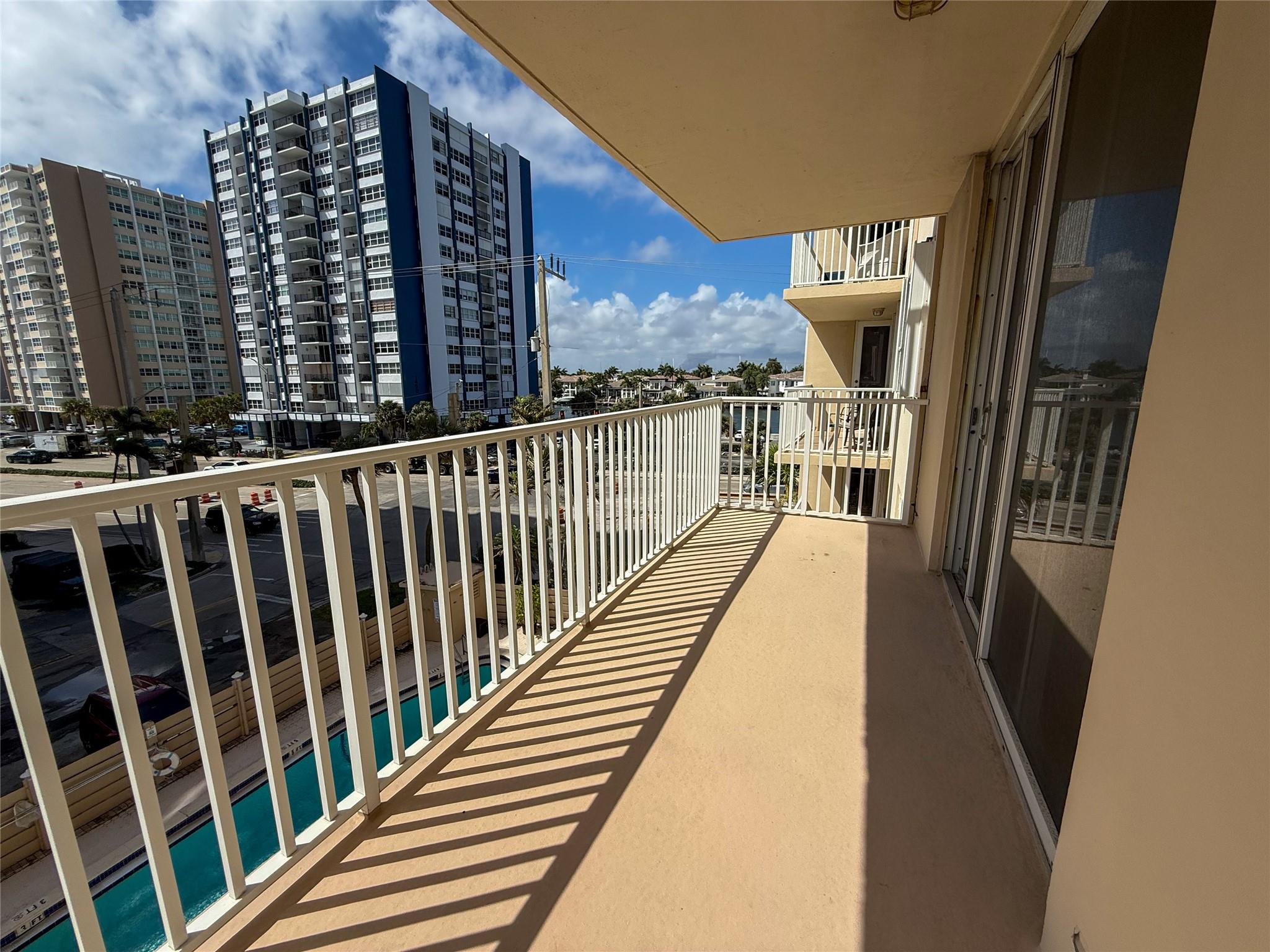 1401 S Ocean Drive 405, Hollywood, FL 33019