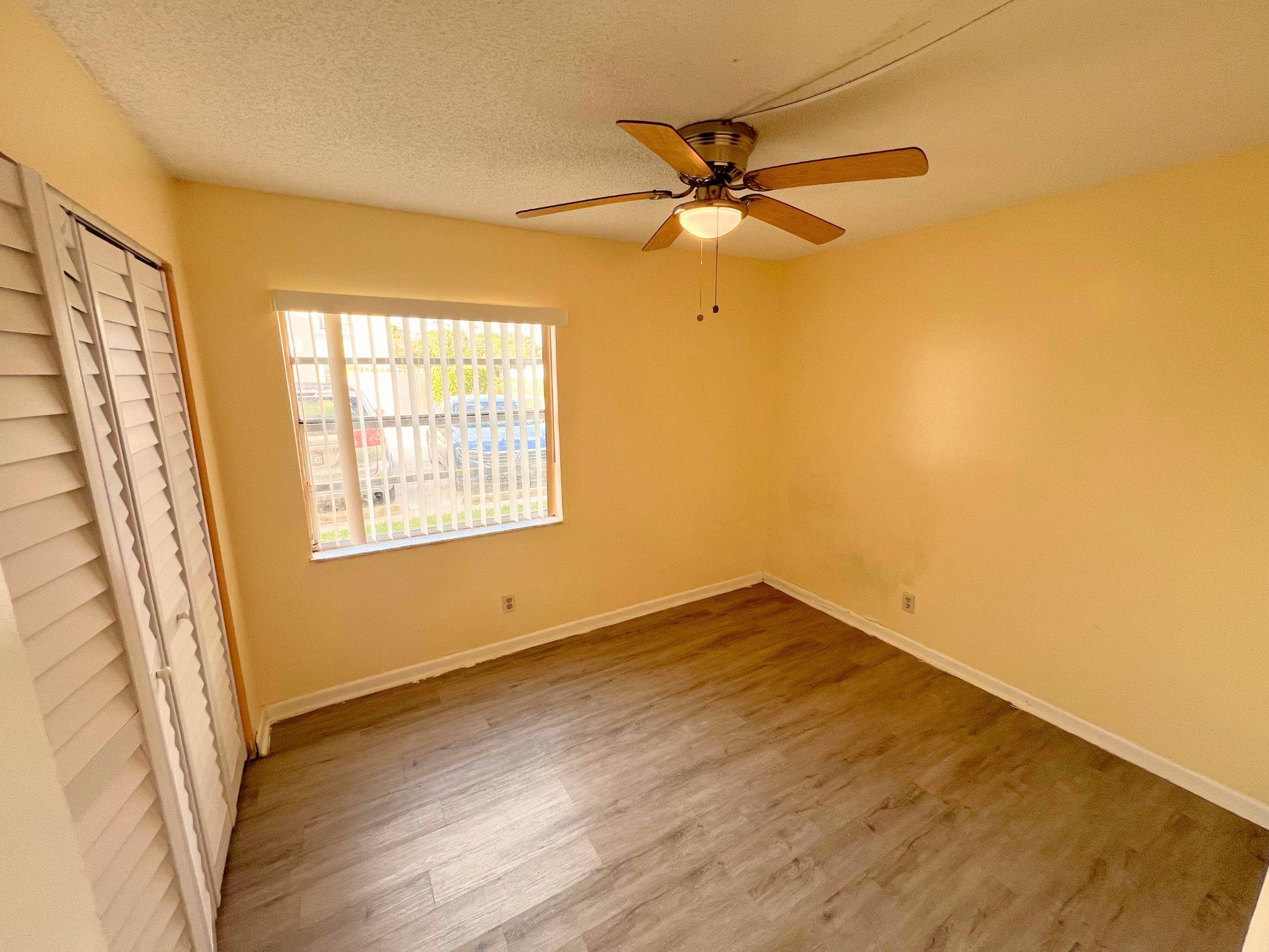 843 Twin Lakes Drive 30B, Coral Springs, FL 33071