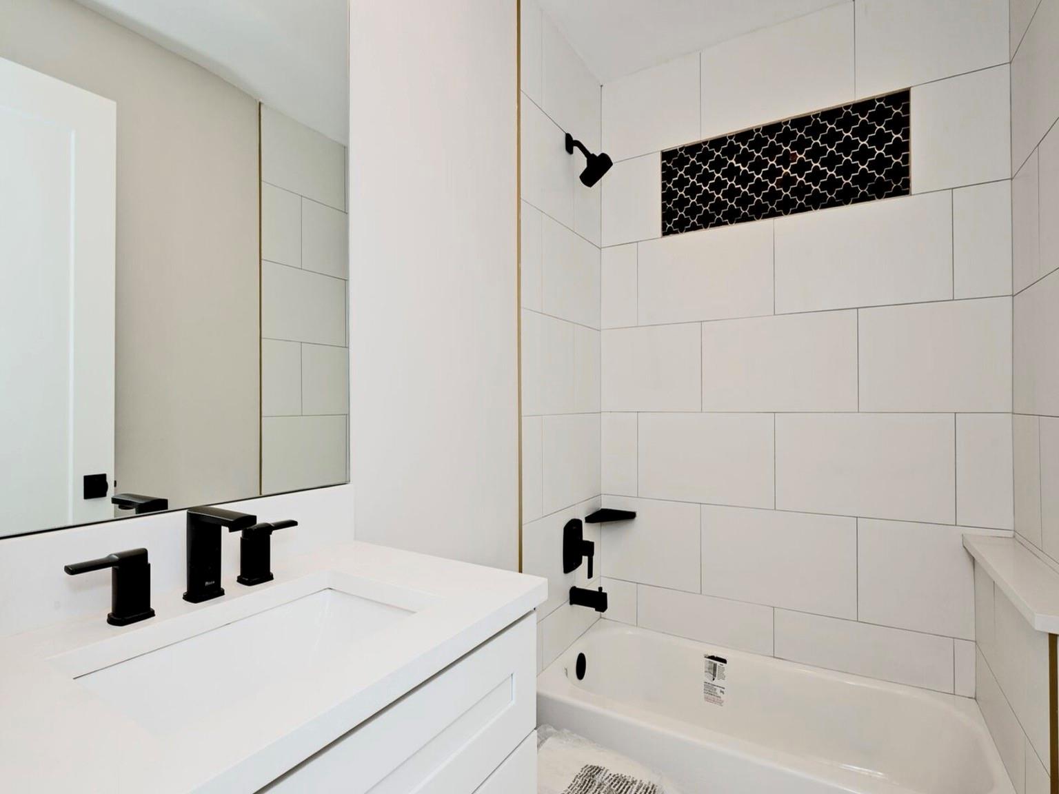 560 NW 12th Street, Fort Lauderdale, FL 33311