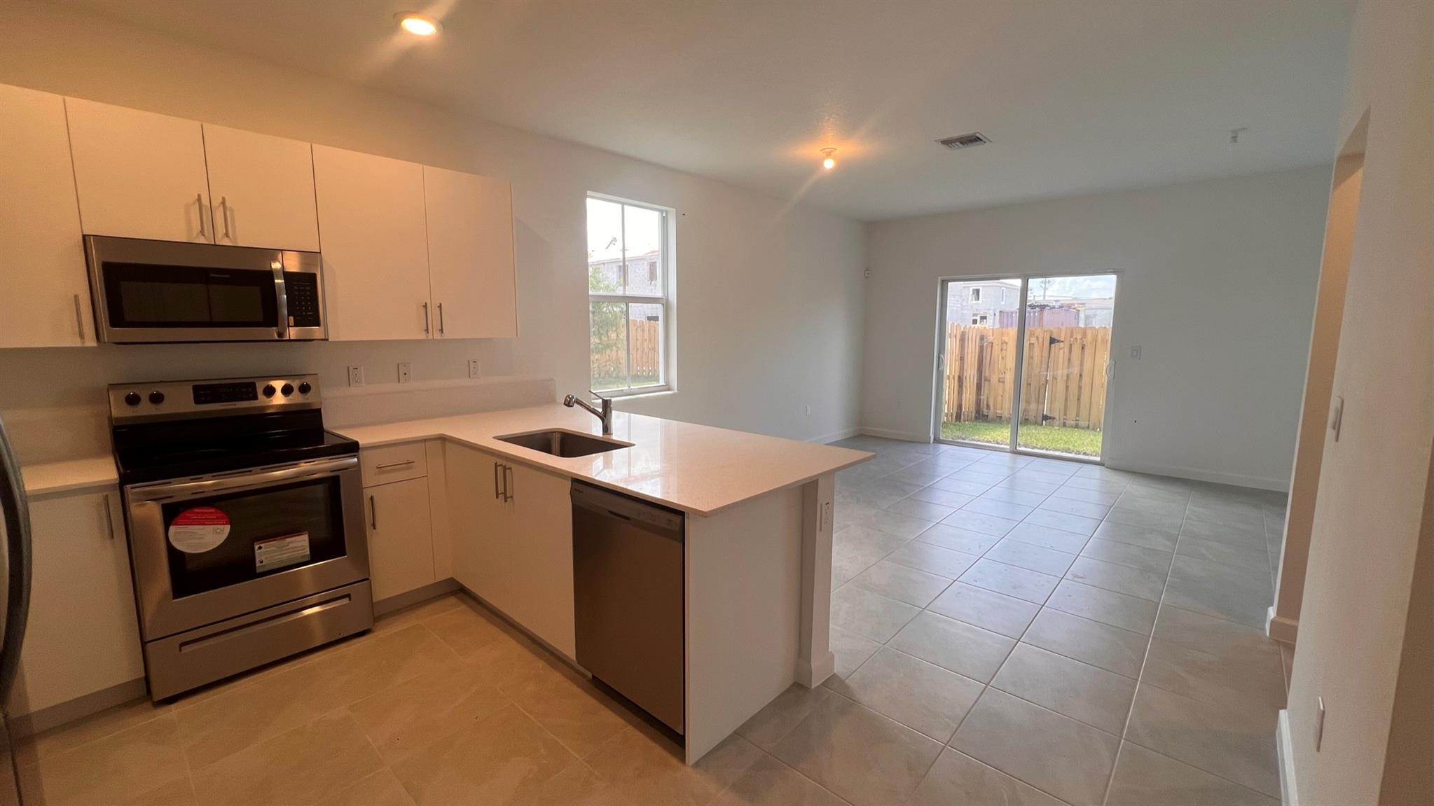 11960 NW 47 Mnr 11960, Coral Springs, FL 33065