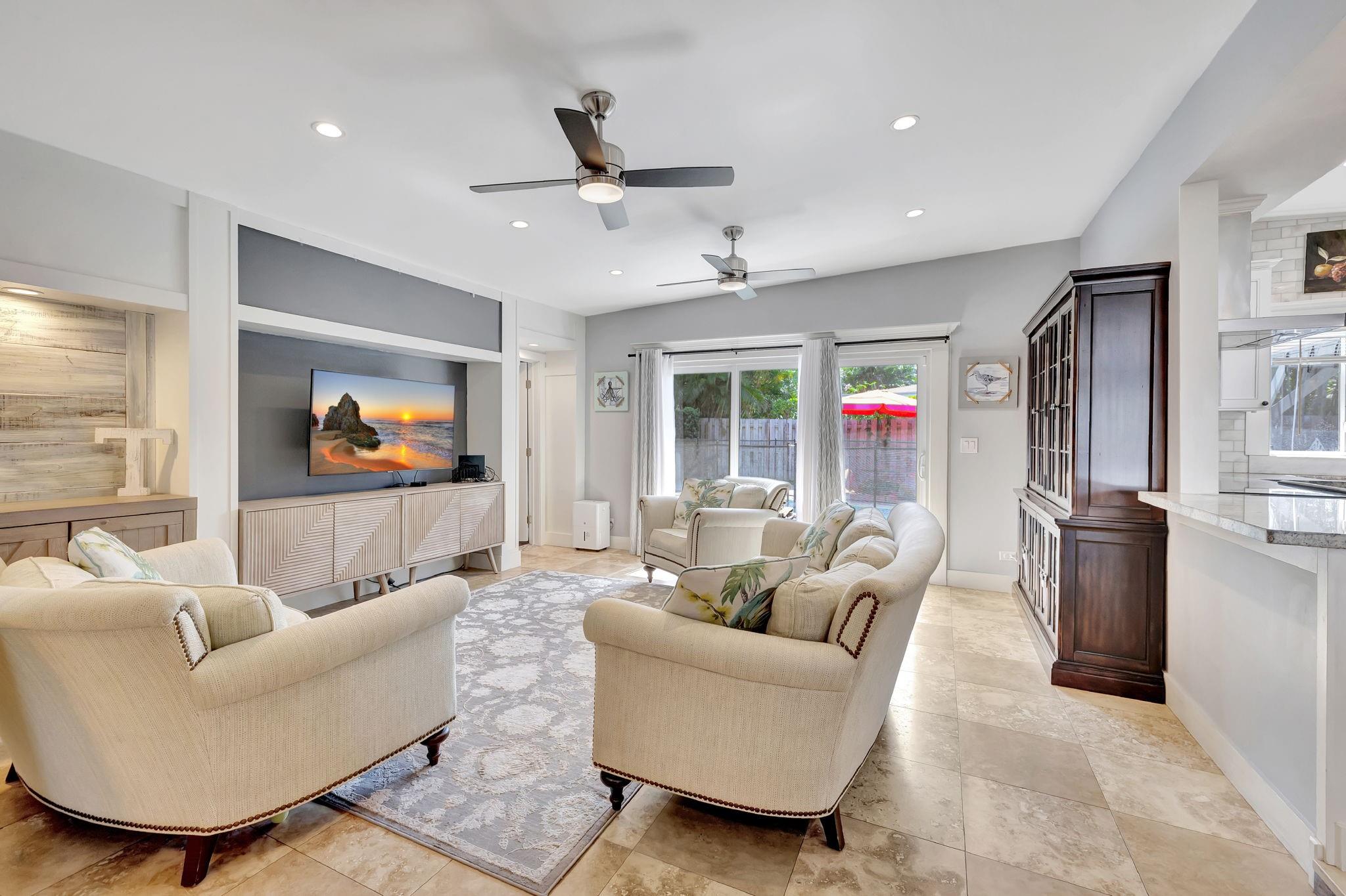 Photo for 1163 NE 3rd Avenue, Boca Raton, FL 33432 - Listing #FX-10500971 1163 NE 3rd Avenue, Boca Raton, FL 33432