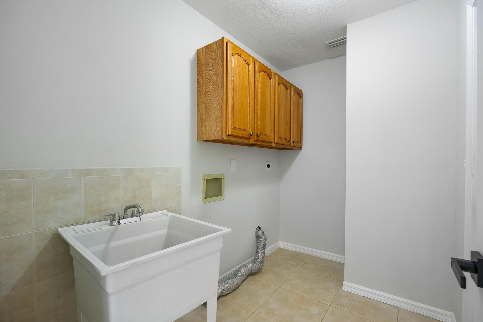 Photo for 570 SE Nome Drive, Port Saint Lucie, FL 34984 - Listing #FX-10519281 570 SE Nome Drive, Port Saint Lucie, FL 34984