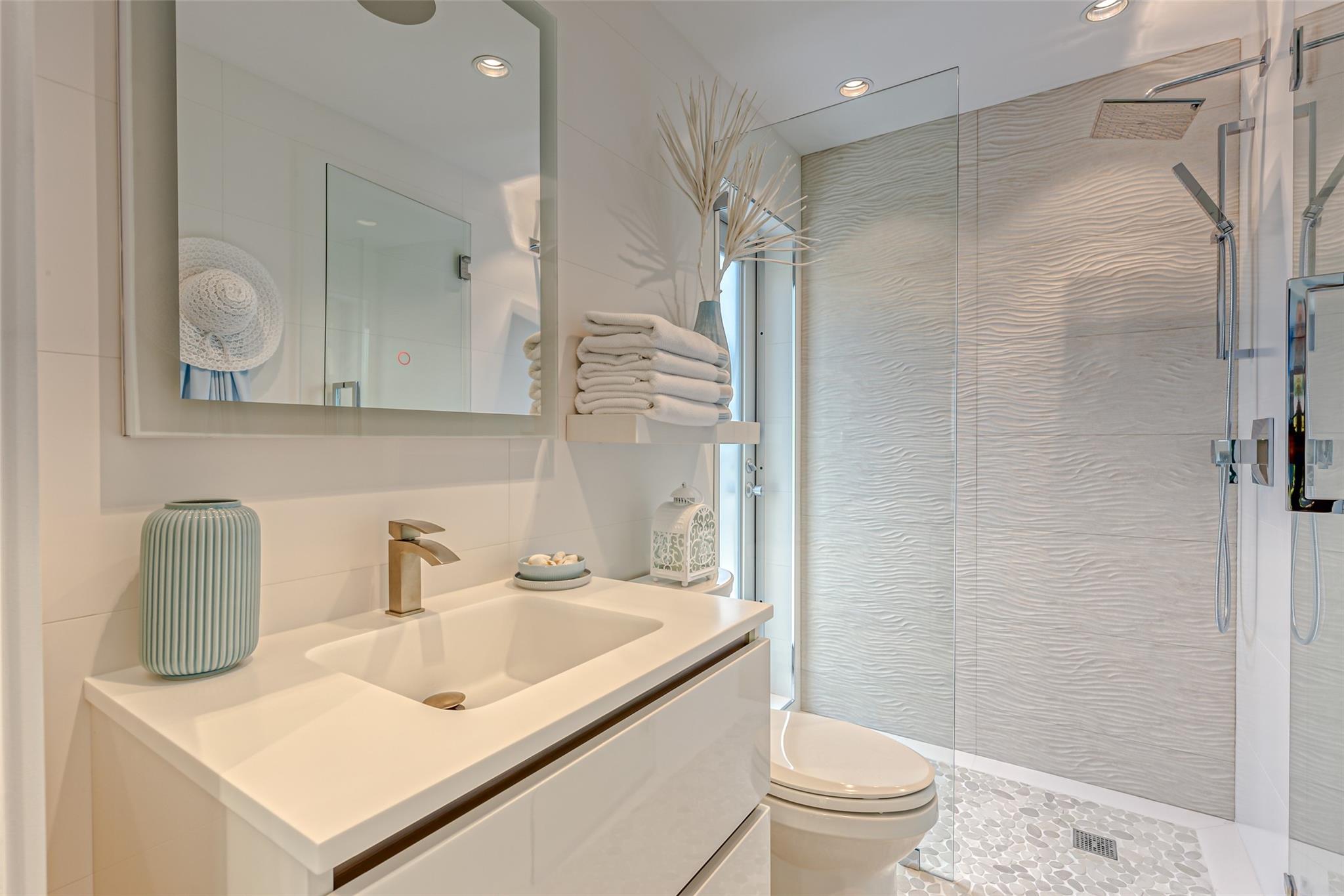 2200 Inlet Drive, Fort Lauderdale, FL 33316