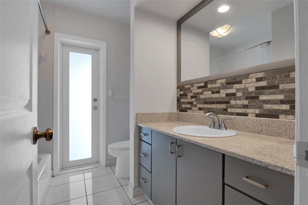 Photo for 5880 SW 19th Street, Plantation, FL 33317 - Listing #FX-10436185 5880 SW 19th Street, Plantation, FL 33317