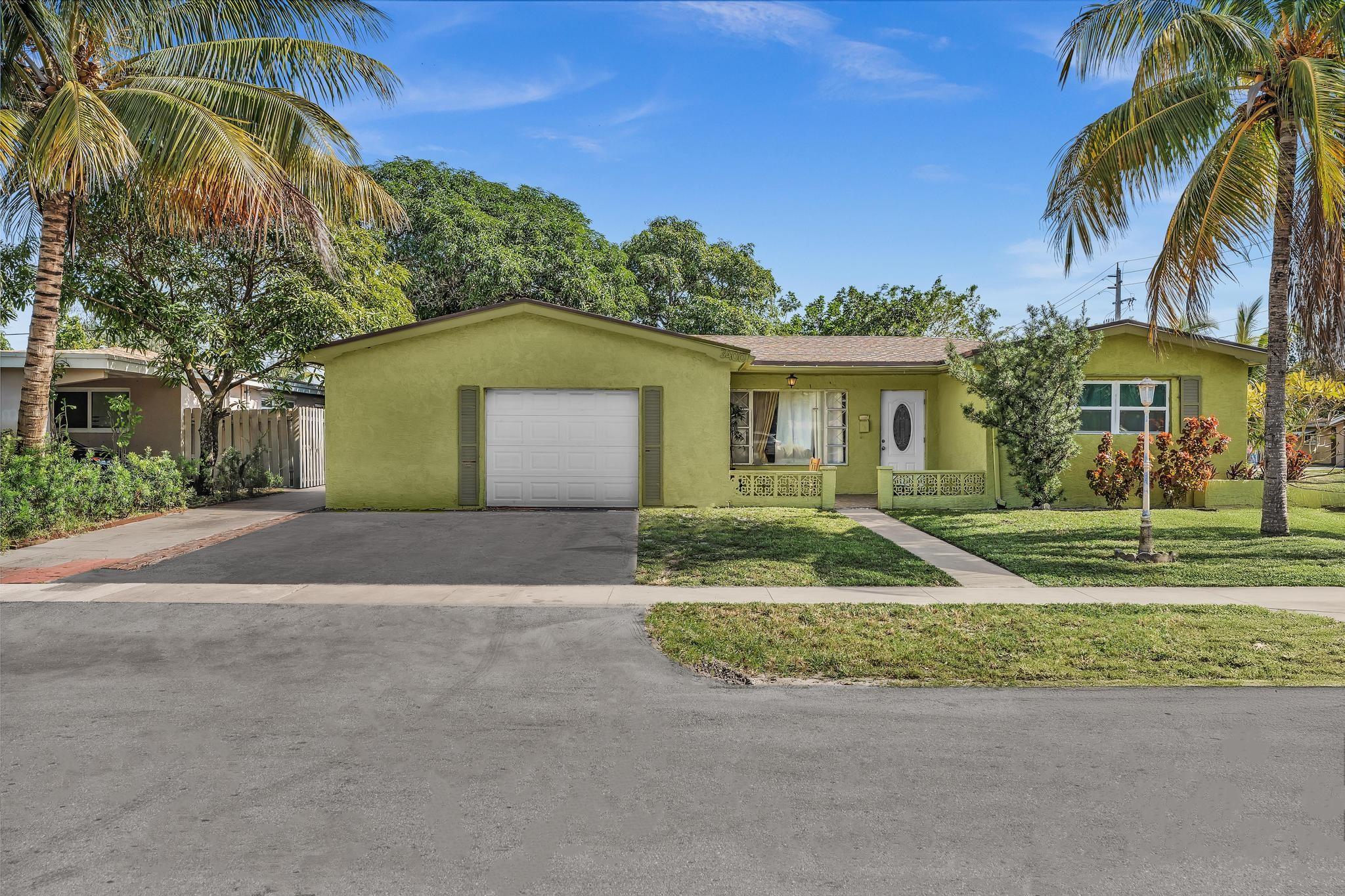 Photo for 3400 NW 39th Avenue, Lauderdale Lakes, FL 33309 - listing #FX-10536013 3400 NW 39th Avenue, Lauderdale Lakes, FL 33309