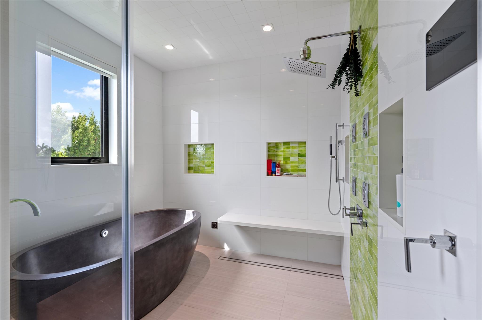 1200 SE 12th Terrace, Deerfield Beach, FL 33441