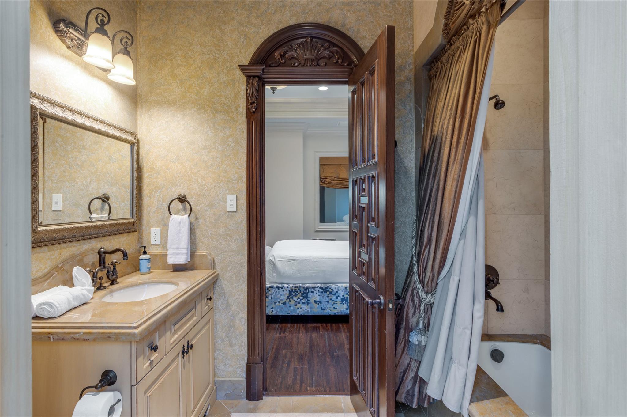 2306 Bay Drive, Pompano Beach, FL 33062