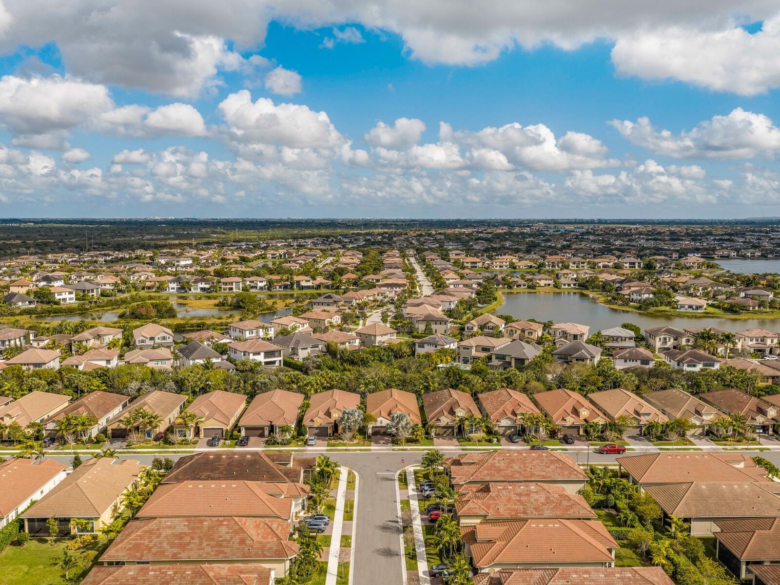 9088 E Leon Circle, Parkland, FL 33076