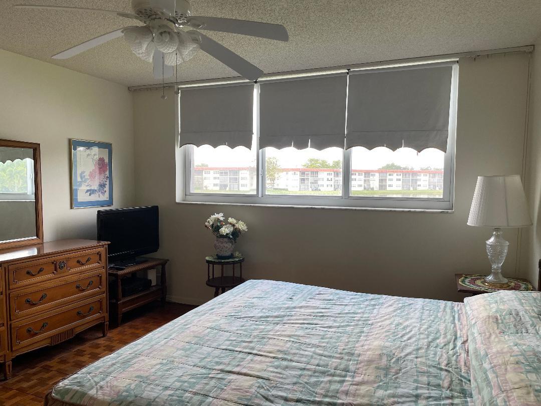 Photo for 9423 S Hollybrook Lake Drive, 203, Pembroke Pines, FL 33025 - Listing #FX-10497971 9423 S Hollybrook Lake Drive, 203, Pembroke Pines, FL 33025