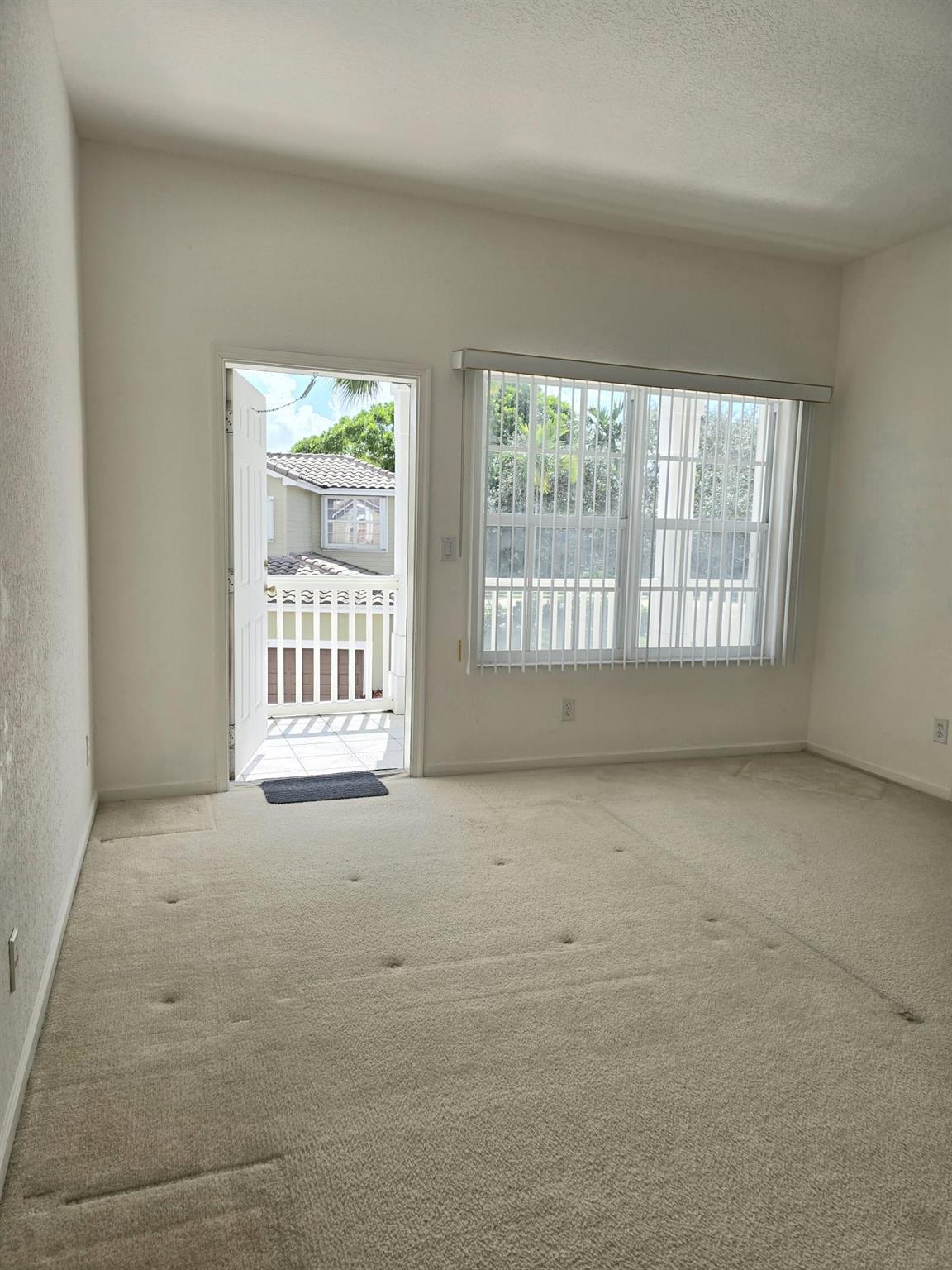 10589 NW 56th Place, Coral Springs, FL 33076