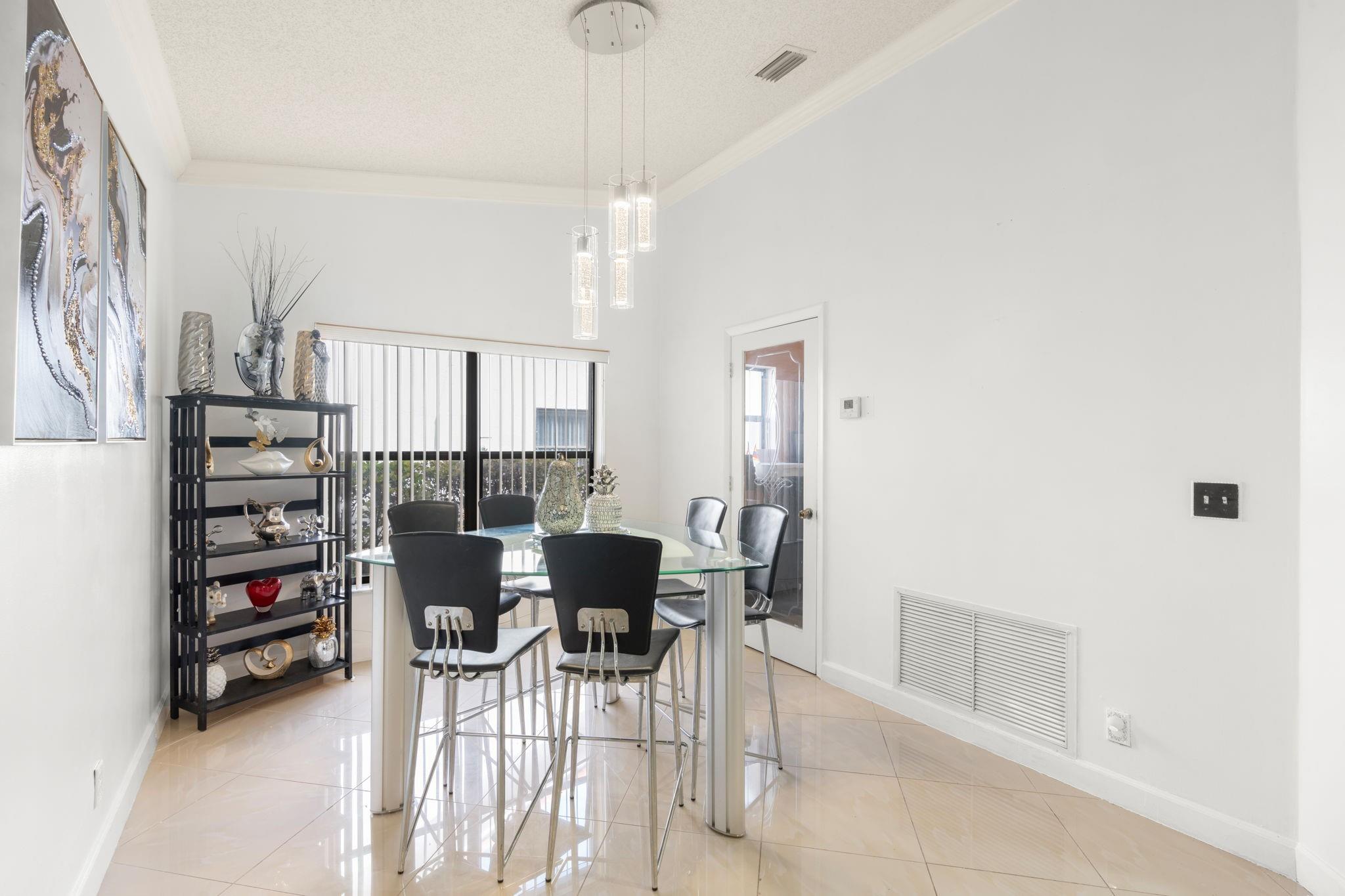 2326 NW 96th Way, Coral Springs, FL 33065