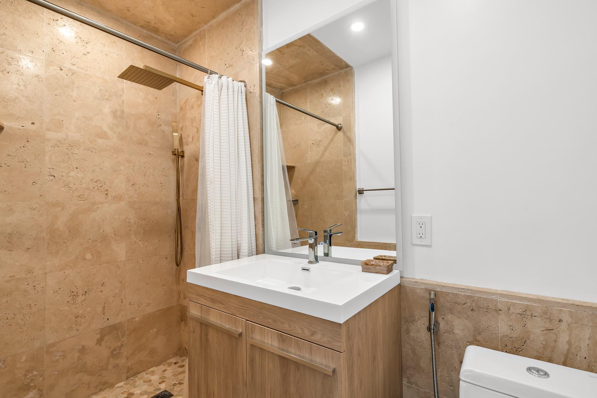 5960 N Bayshore Drive, Miami, FL 33137