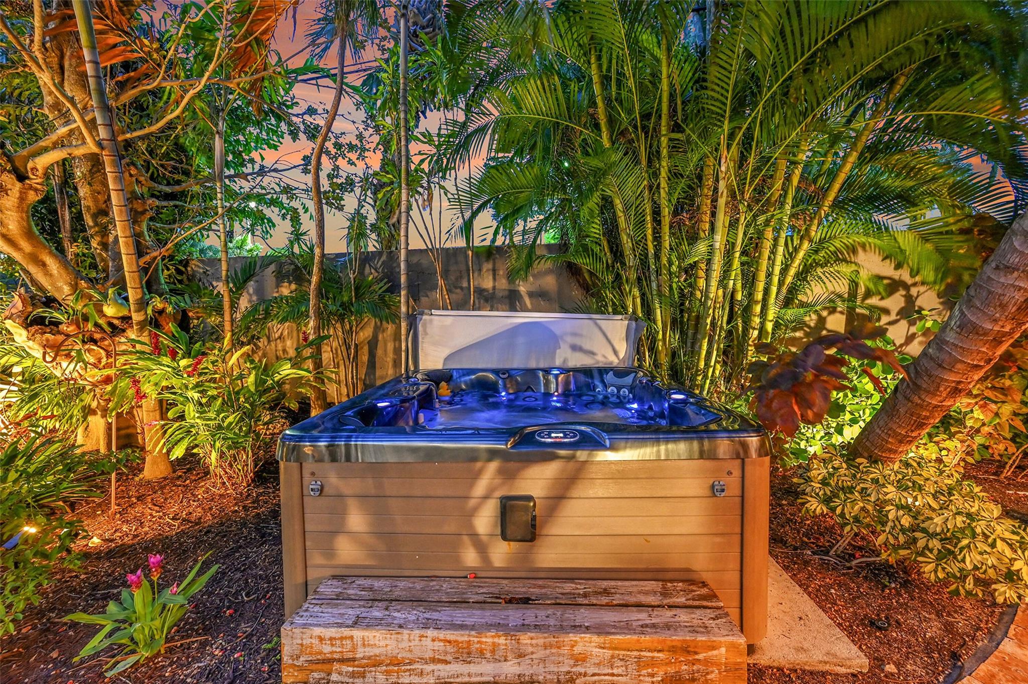 Photo for 2716 NE 10th Terrace, Wilton Manors, FL 33334 - Listing #FX-10518956 2716 NE 10th Terrace, Wilton Manors, FL 33334