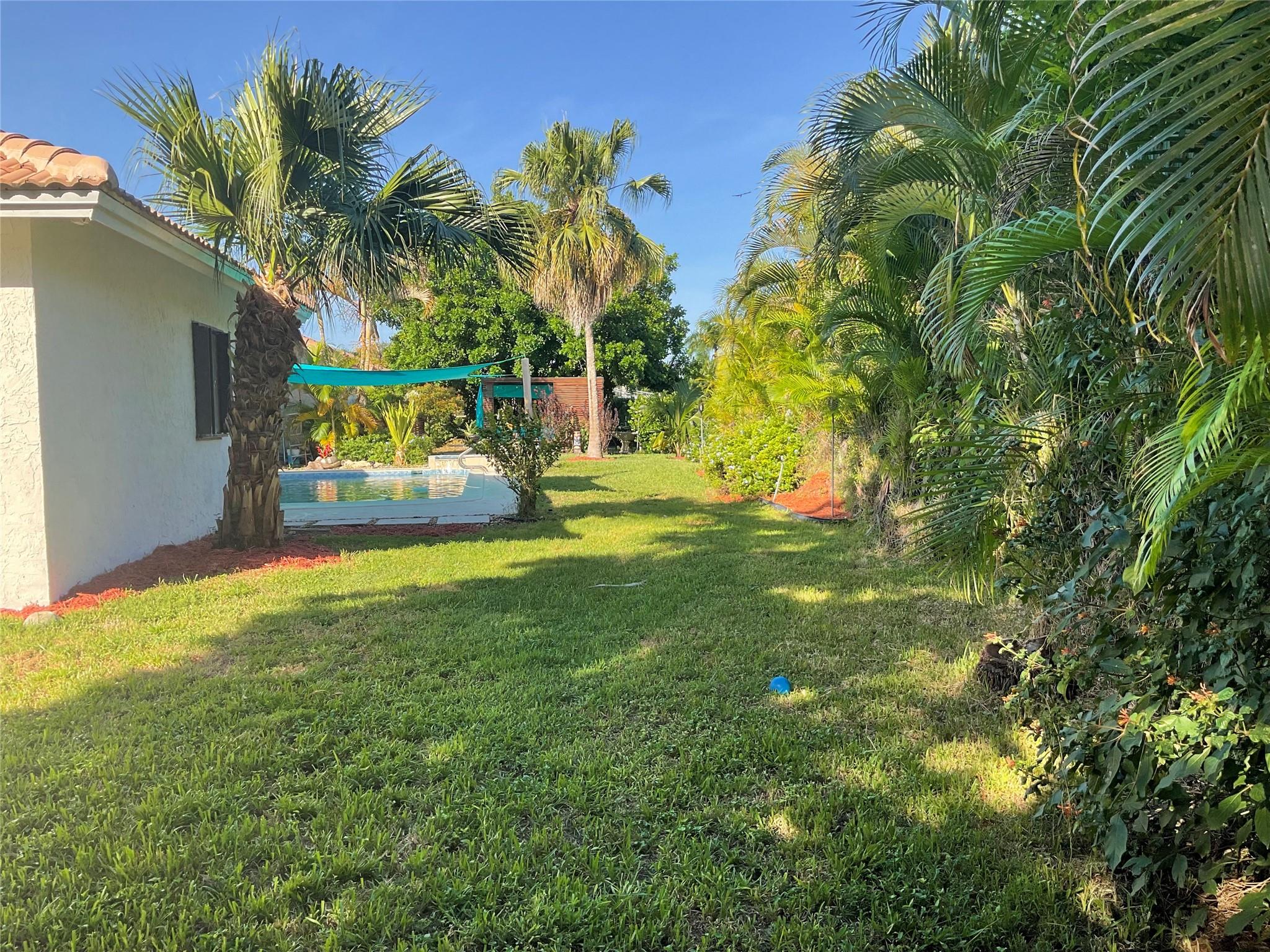 10477 NW 4th Street, Coral Springs, FL 33071