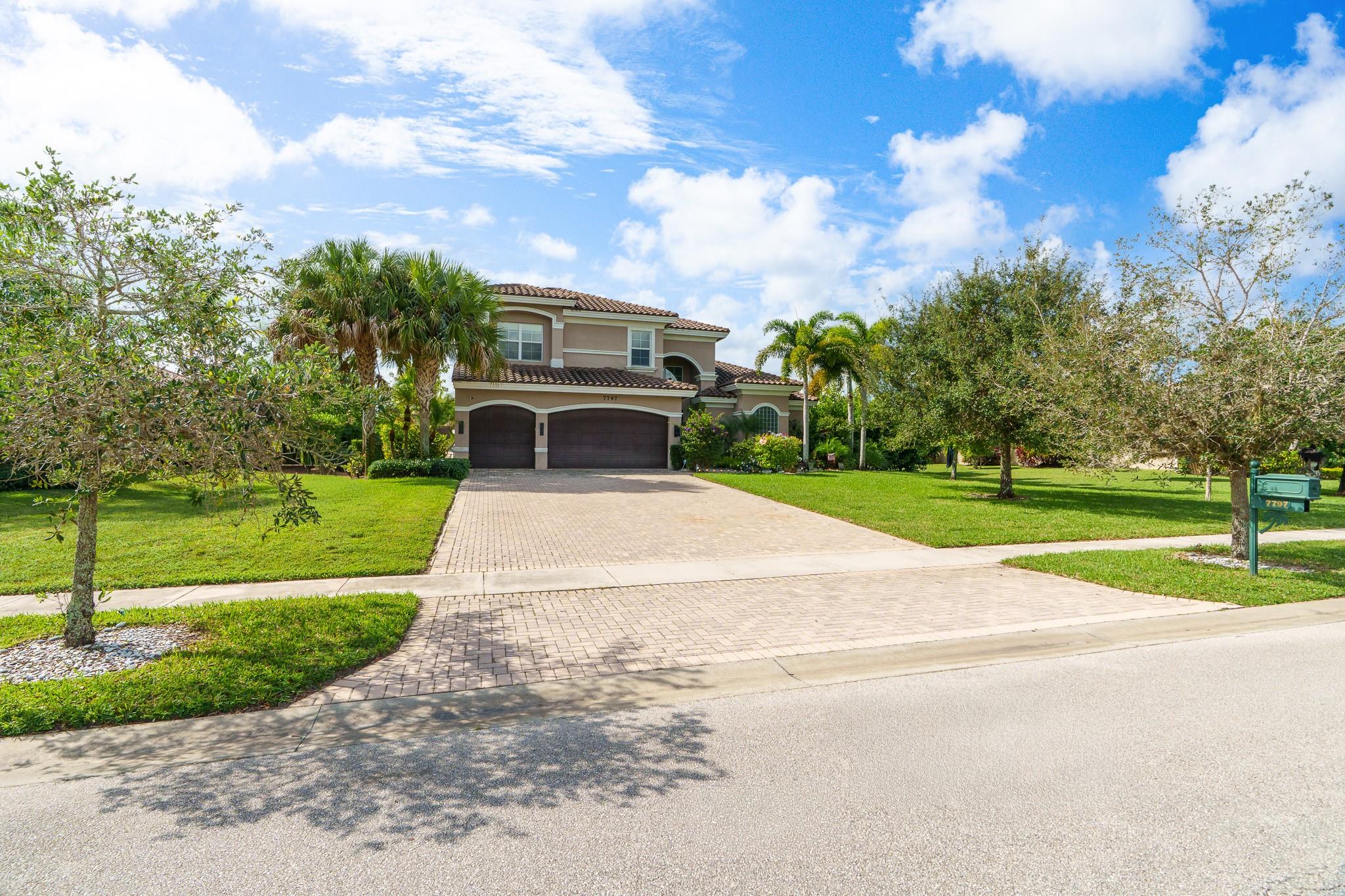 Photo for 7797 Maywood Crest Drive, Palm Beach Gardens, FL 33412 - listing #FX-10533649 7797 Maywood Crest Drive, Palm Beach Gardens, FL 33412