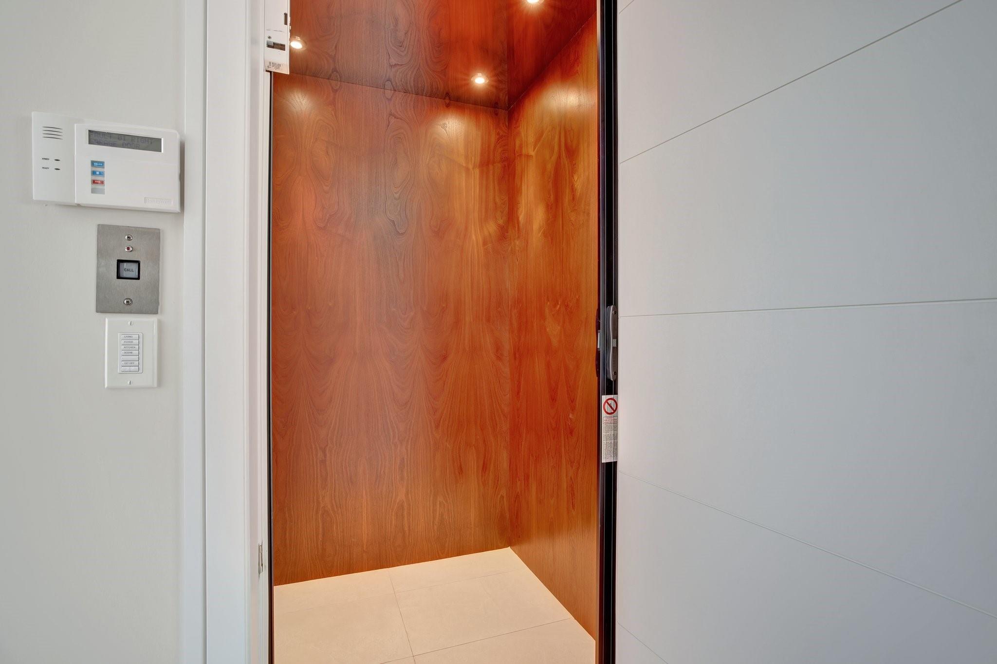 1336 Seminole Drive, Fort Lauderdale, FL 33304