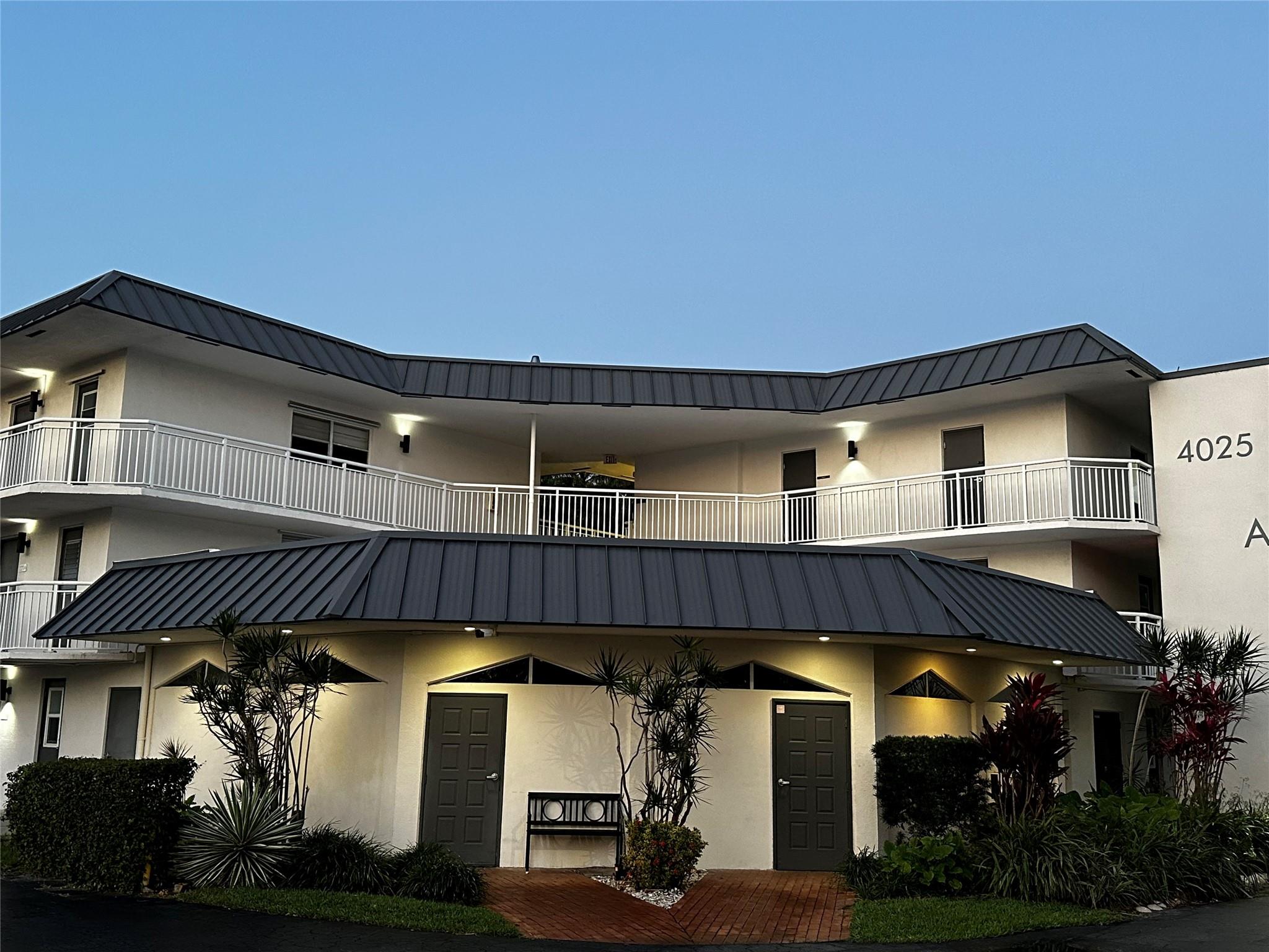 Photo for 4025 N Federal Highway, 220, Oakland Park, FL 33308 - listing #FX-10535958 4025 N Federal Highway, 220, Oakland Park, FL 33308