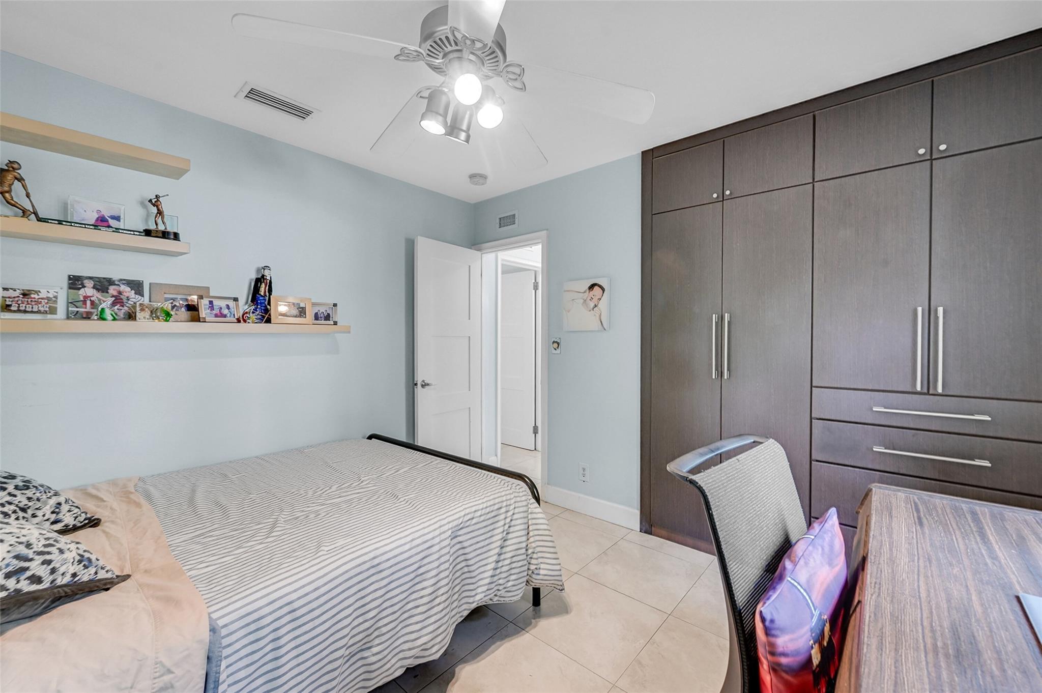 Photo for 2716 NE 10th Terrace, Wilton Manors, FL 33334 - Listing #FX-10518956 2716 NE 10th Terrace, Wilton Manors, FL 33334