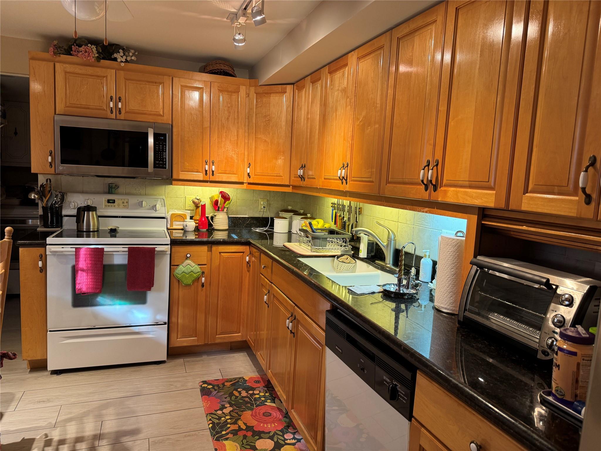 6000 NW 2nd Avenue 237, Boca Raton, FL 33487