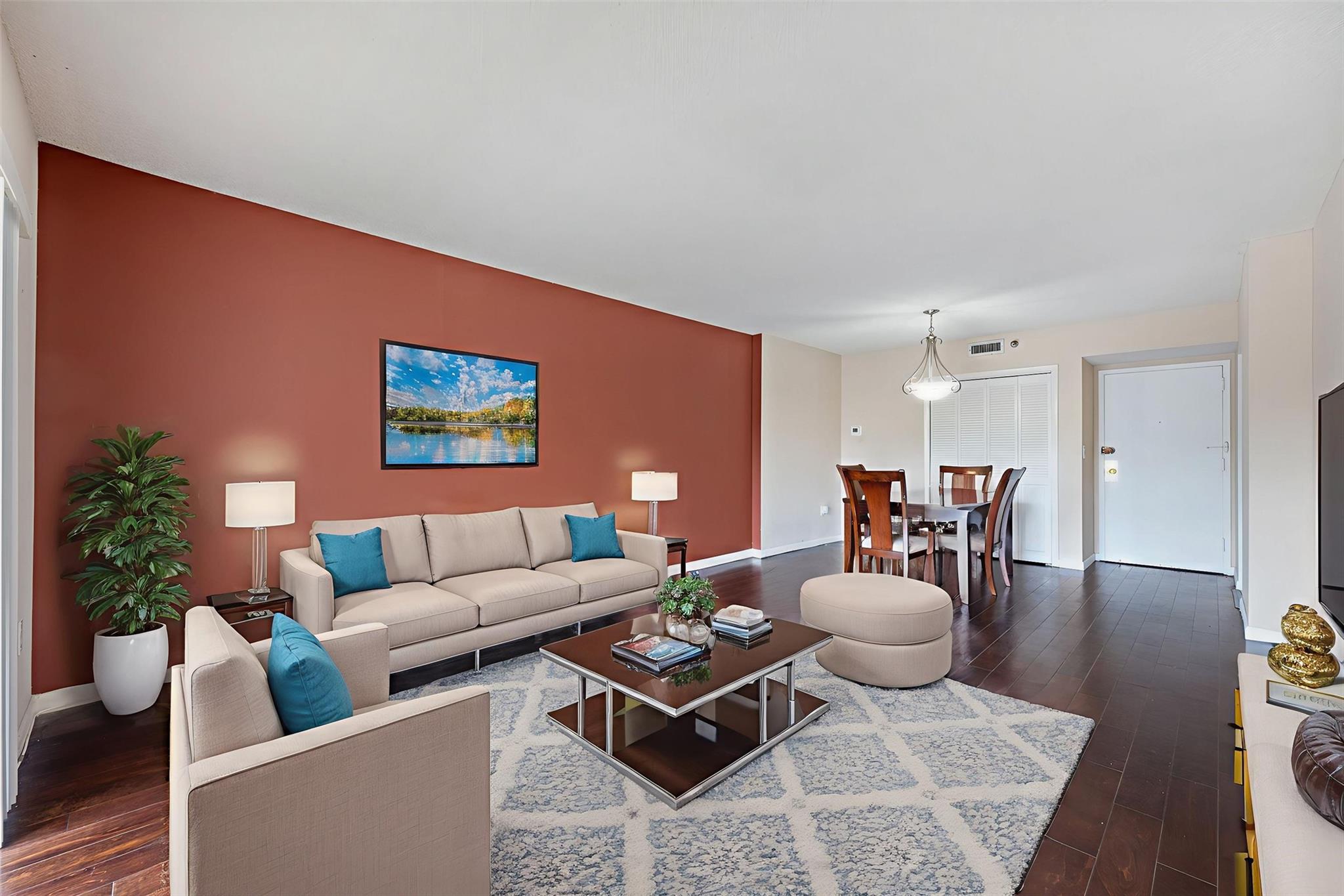 Photo for 3850 Washington Street 315, Hollywood, FL 33021 - listing #FX-10526516 3850 Washington Street 315, Hollywood, FL 33021