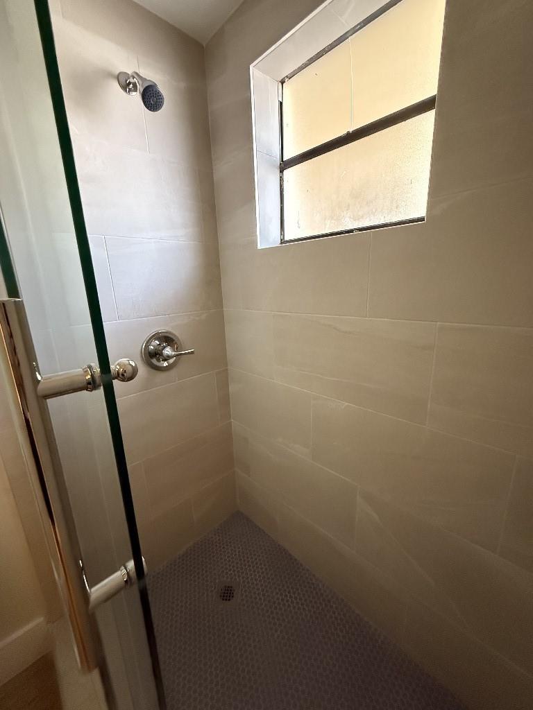 9150 NW 38th Drive 111, Coral Springs, FL 33065