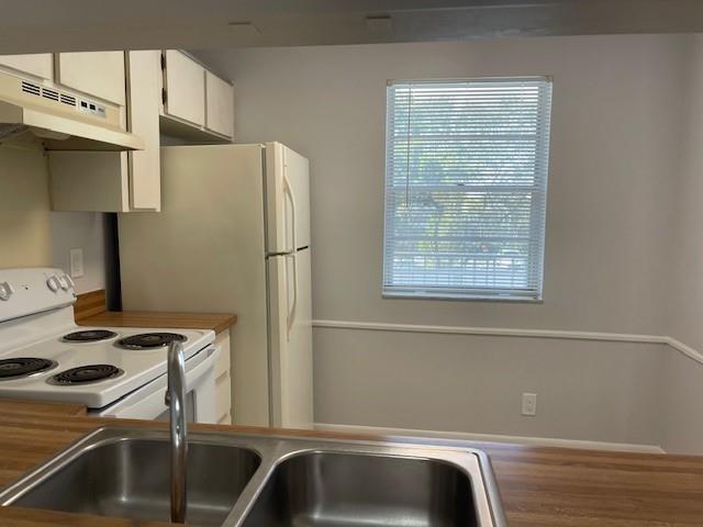 8850 Royal Palm Boulevard 203, Coral Springs, FL 33065