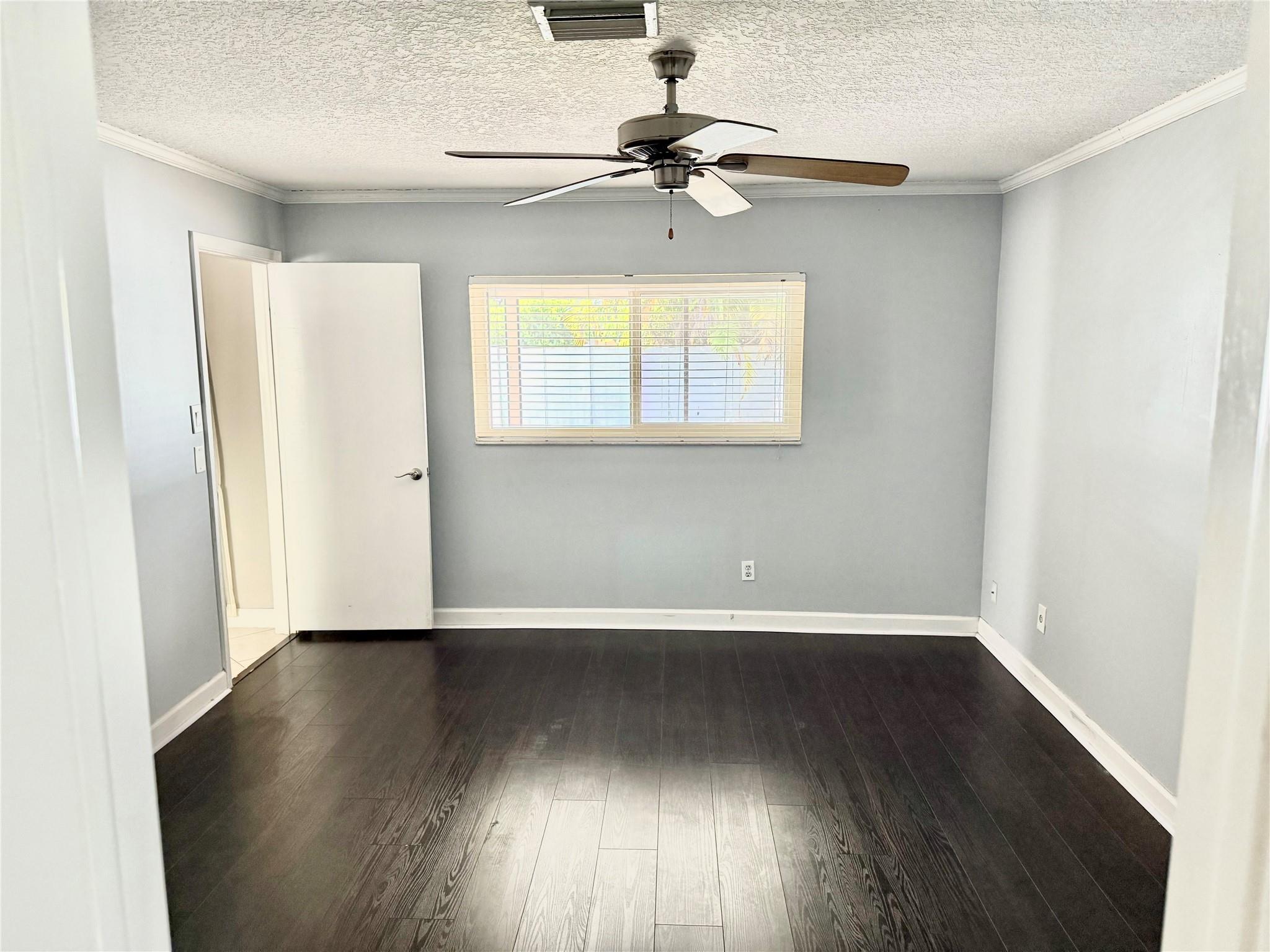 9850 NW 25th Court, Coral Springs, FL 33065