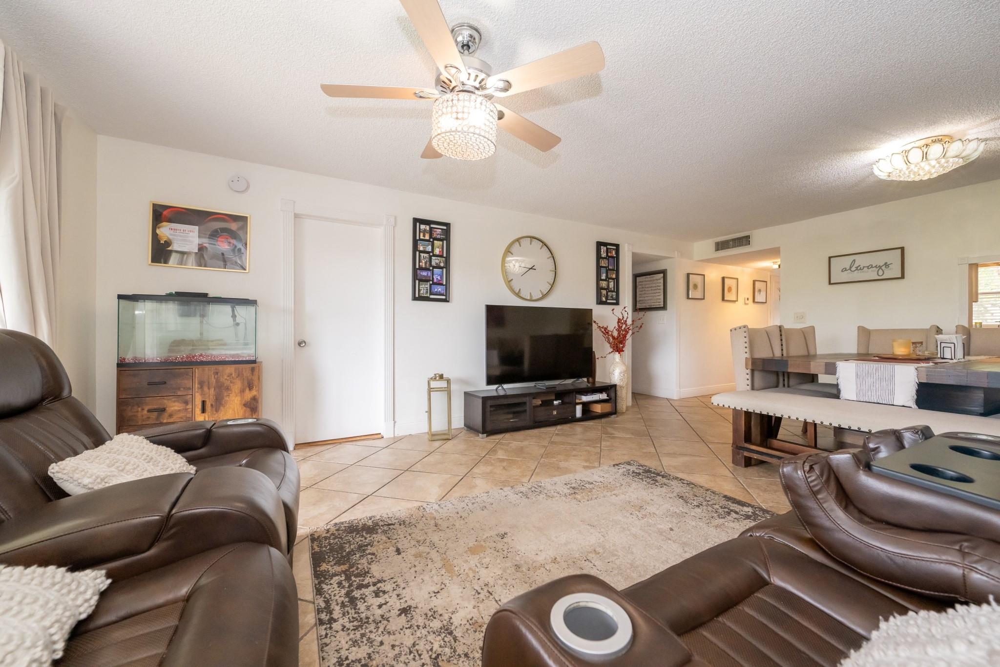 8821 NW 38th Drive 205A, Coral Springs, FL 33065