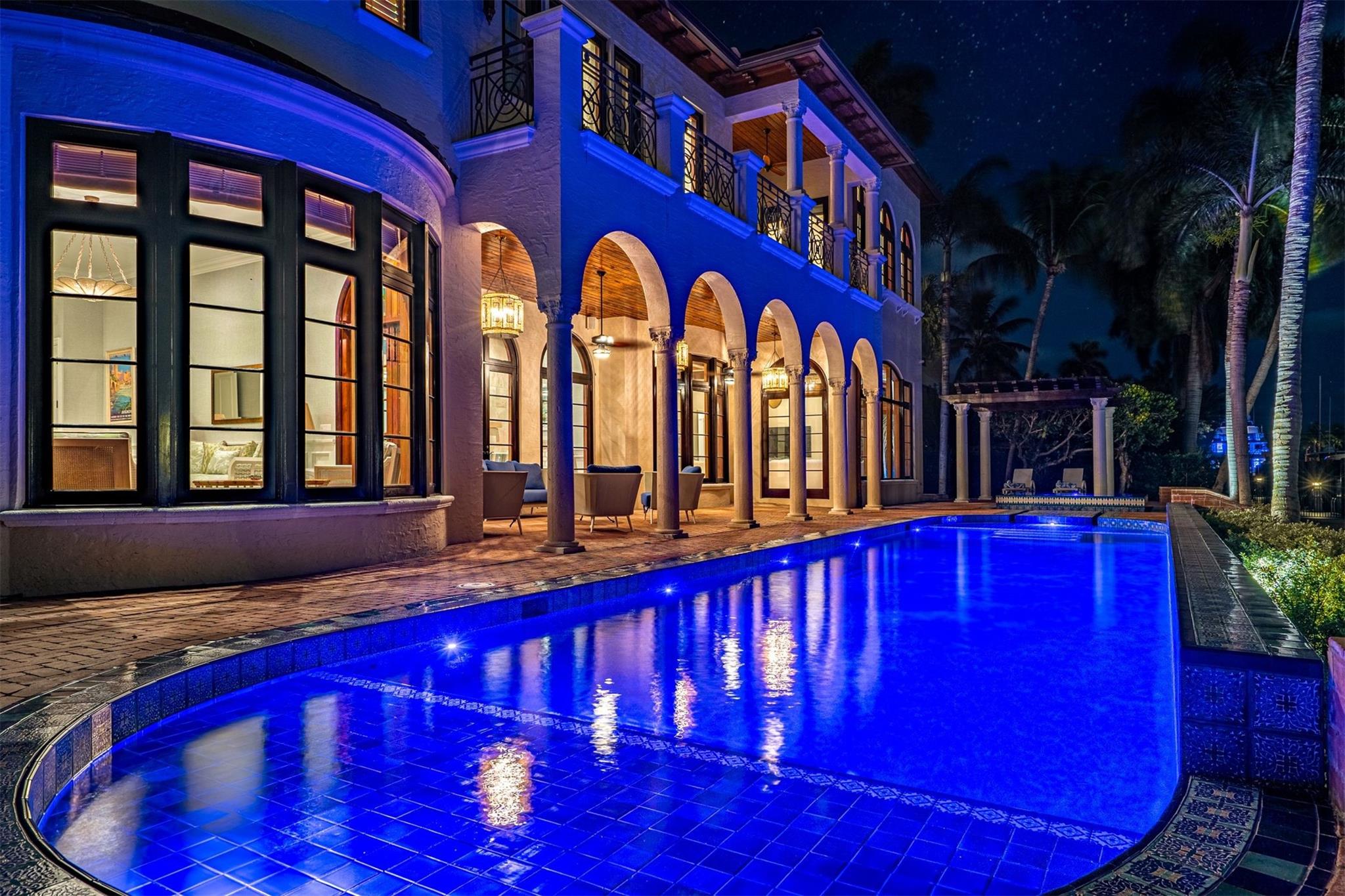 2530 Laguna Drive, Fort Lauderdale, FL 33316