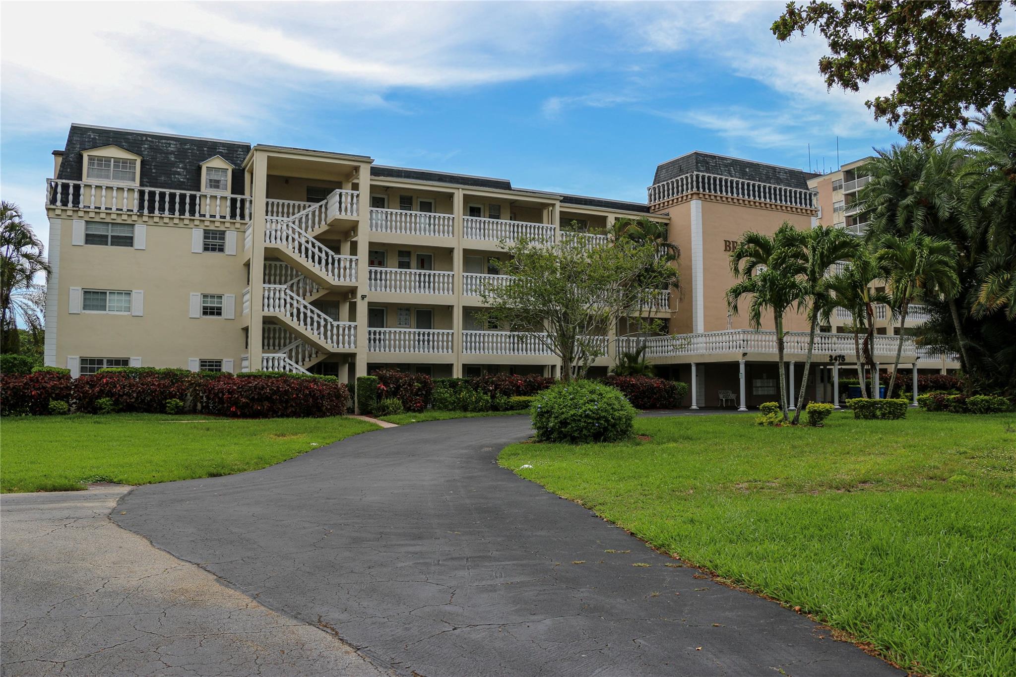 3475 Broken Woods Drive 101, Coral Springs, FL 33065