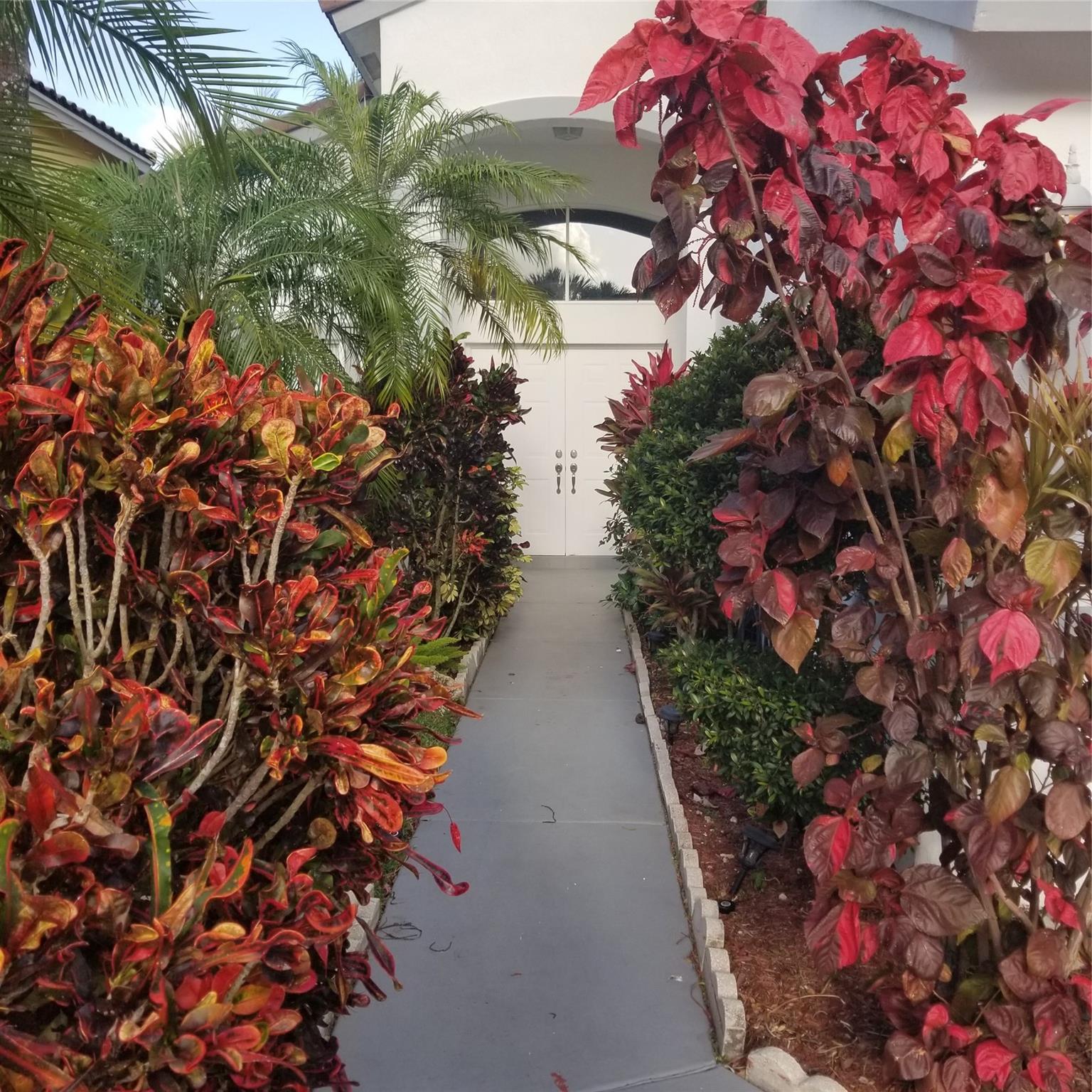 Photo for 8117 Pelican Harbour Drive, Lake Worth, FL 33467 - Listing #FX-10493326 8117 Pelican Harbour Drive, Lake Worth, FL 33467