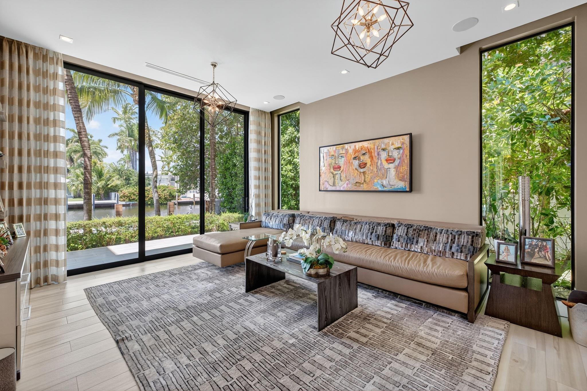 1 Royal Palm Drive, Fort Lauderdale, FL 33301