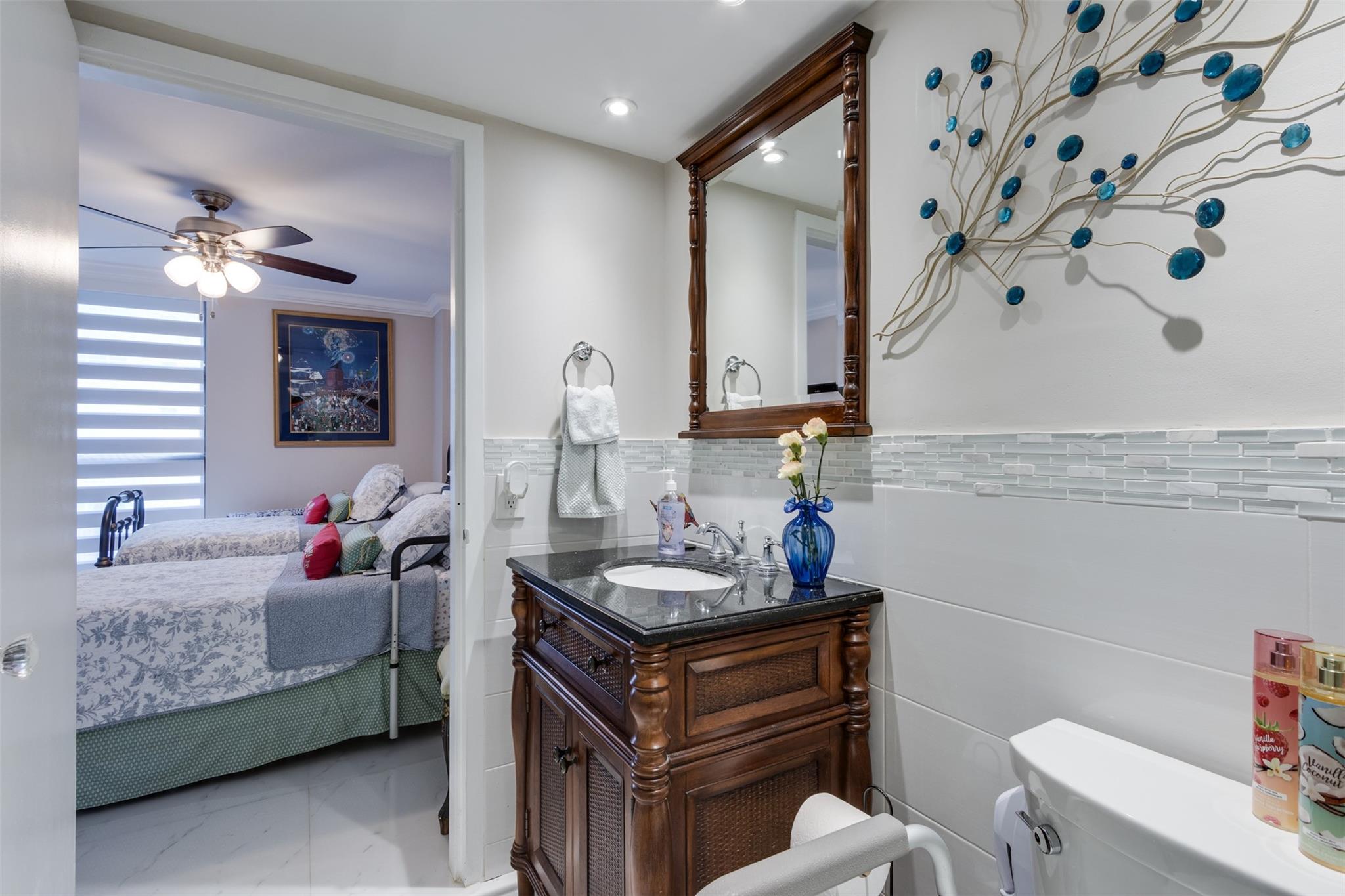 2501 Brickell Avenue 903, Miami, FL 33129