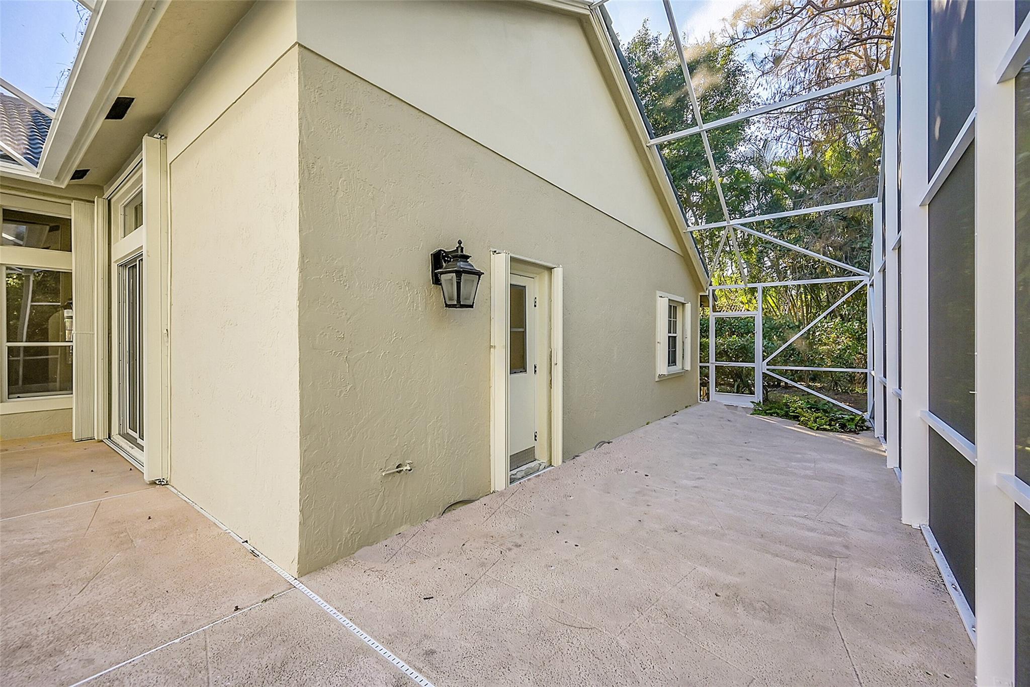 Photo for 618 Cypress Green Circle, Wellington, FL 33414 - Listing #FX-10480409 618 Cypress Green Circle, Wellington, FL 33414