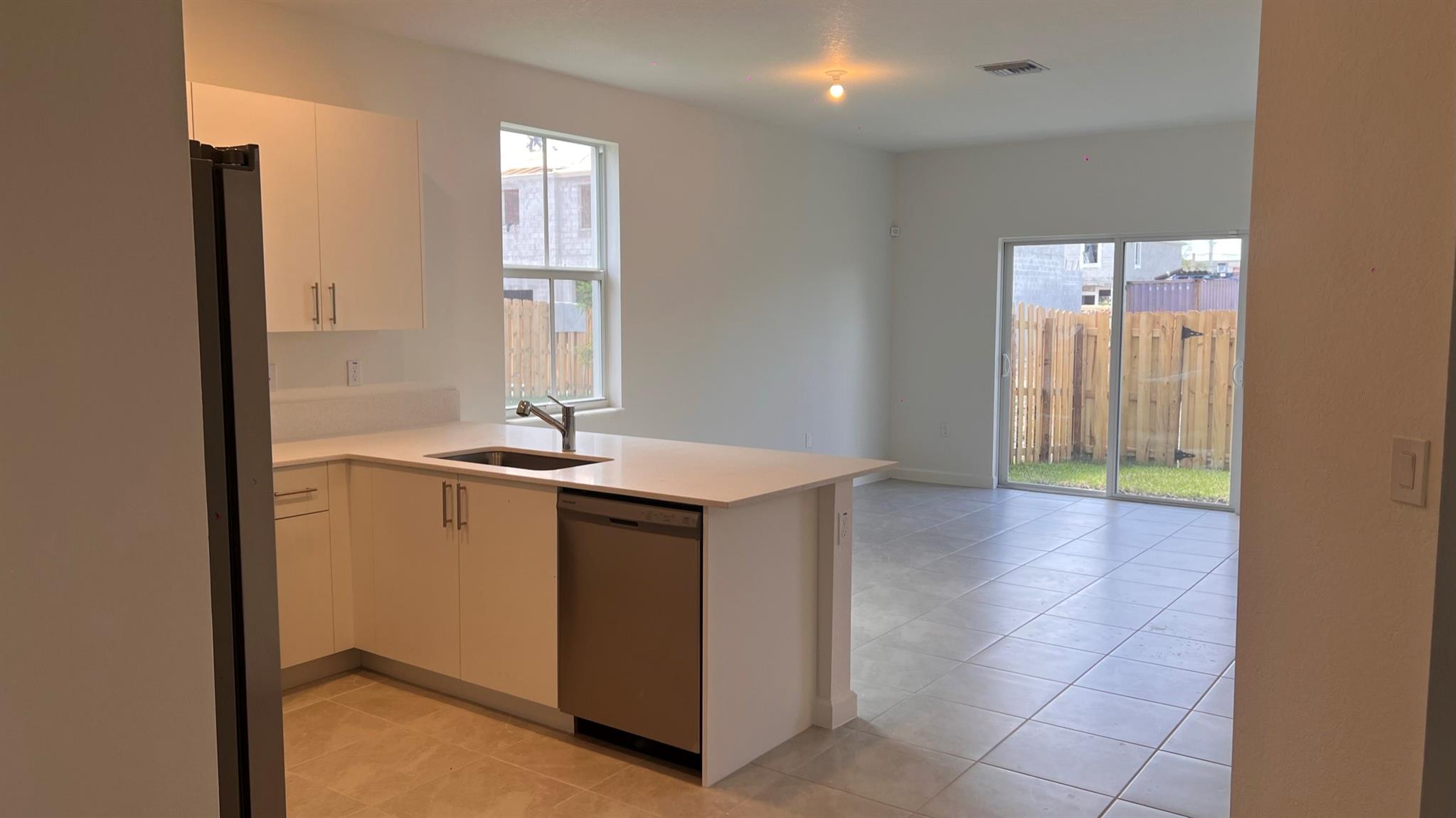 11960 NW 47 Mnr 11960, Coral Springs, FL 33065