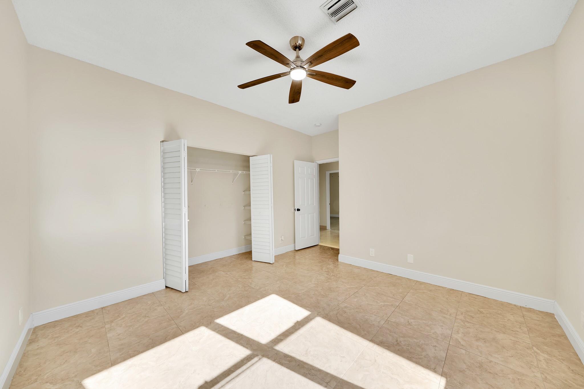 645 NW 102nd Avenue, Coral Springs, FL 33071