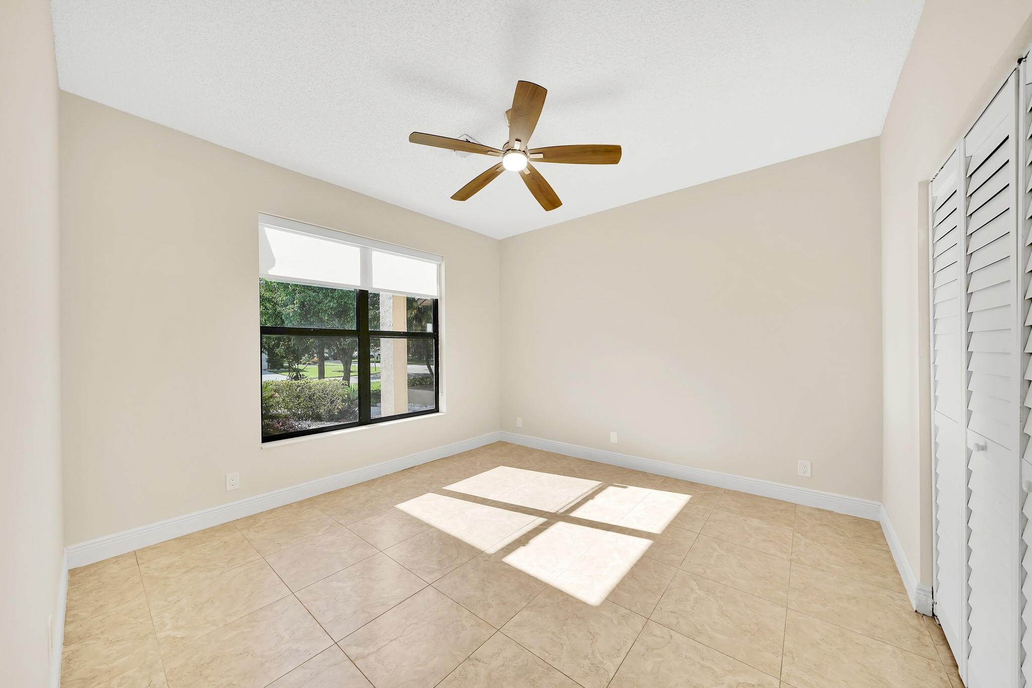 645 NW 102nd Avenue, Coral Springs, FL 33071