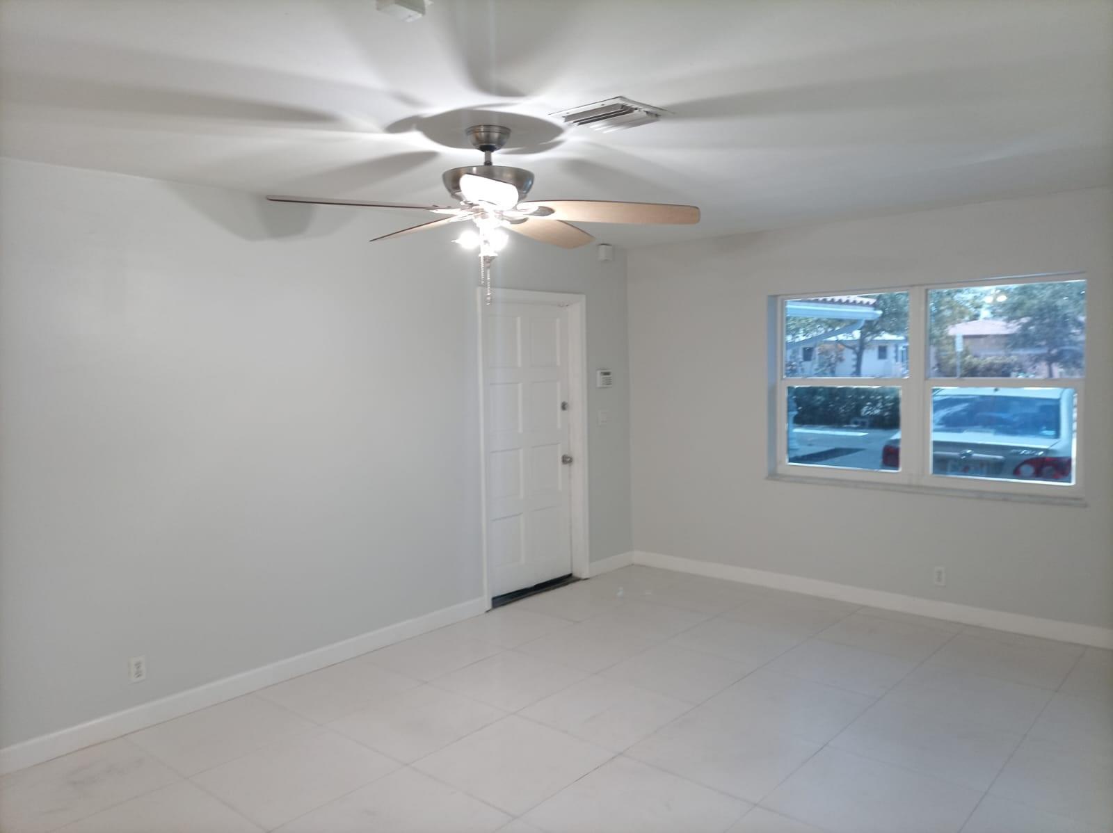 4000 NW Woodside Drive, Coral Springs, FL 33065
