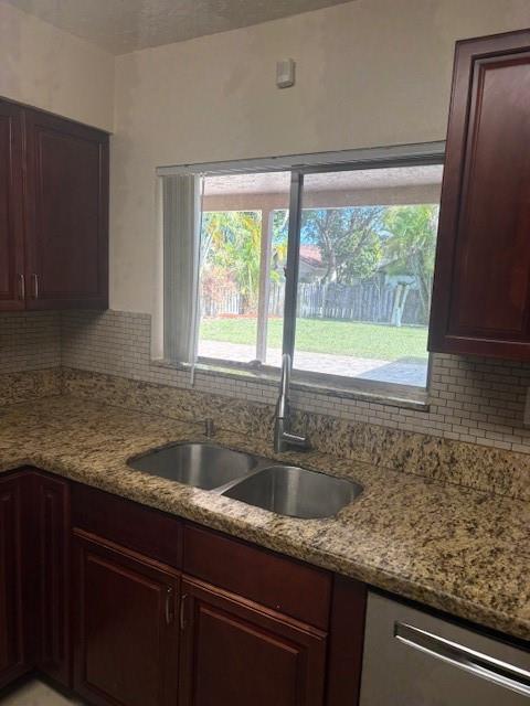 2703 NW 95th Terrace, Coral Springs, FL 33065