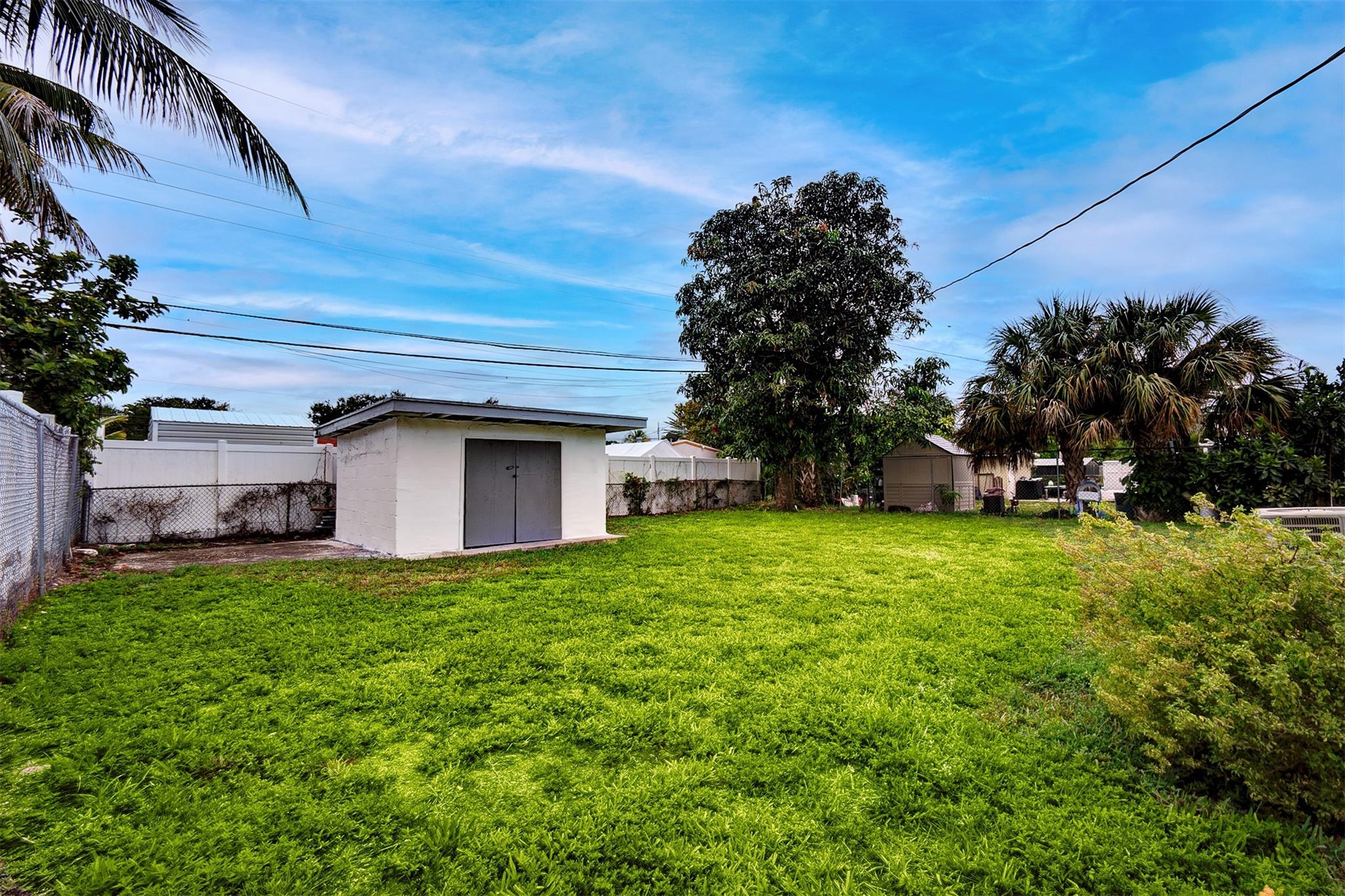 Photo for 6128 SW 2nd Street, Margate, FL 33068 - Listing #FX-10521147 6128 SW 2nd Street, Margate, FL 33068