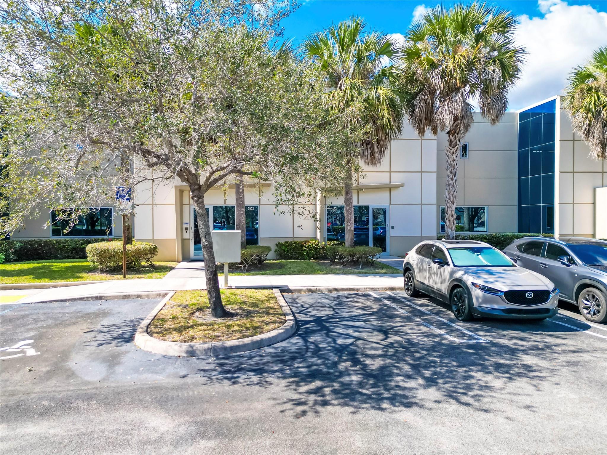 3902-3904 NW 126 Avenue 3902-3904, Coral Springs, FL 33065