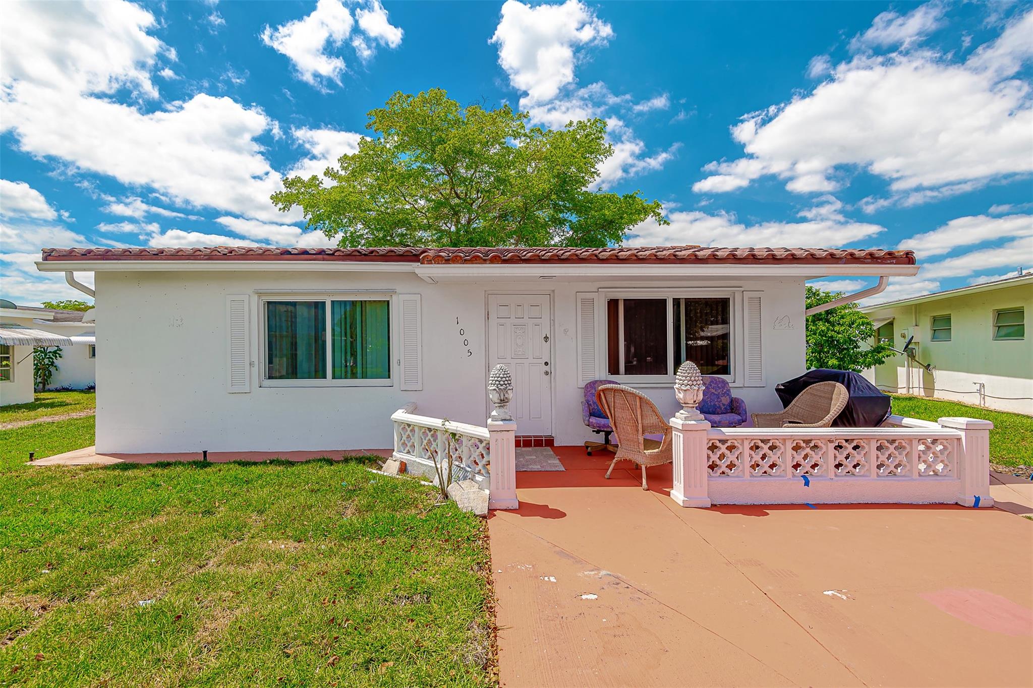 Photo for 1005 NW 73rd Avenue, Margate, FL 33063 - listing #FX-10533552 1005 NW 73rd Avenue, Margate, FL 33063