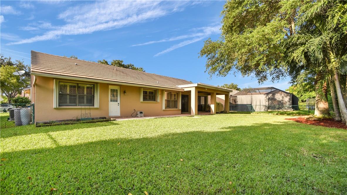 9226 NW 44th Court, Coral Springs, FL 33065