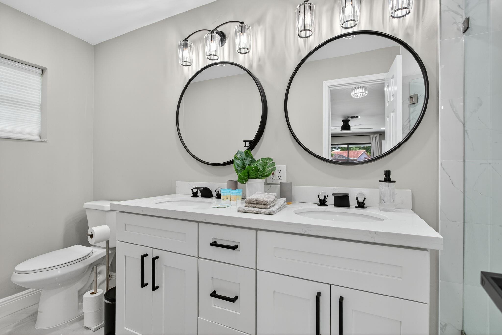 2421 NW 114th Avenue, Coral Springs, FL 33065