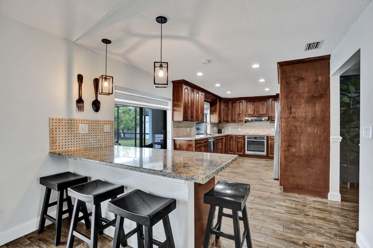 326 NW 101st Terrace, Coral Springs, FL 33071