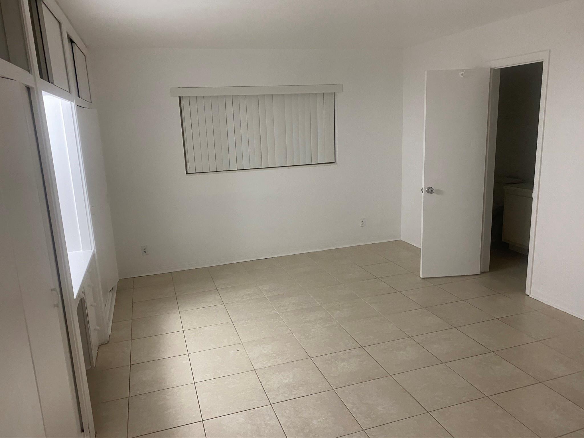 4328 SW 6th Street 206, Plantation, FL 33317