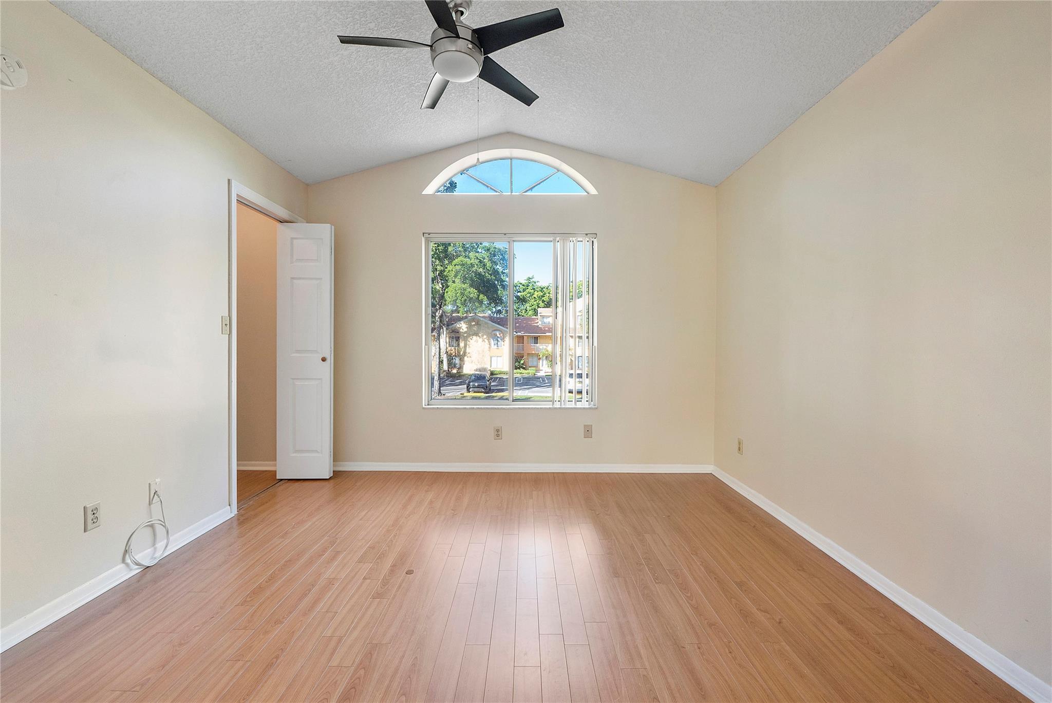 967 Coral Club Drive 967, Coral Springs, FL 33071