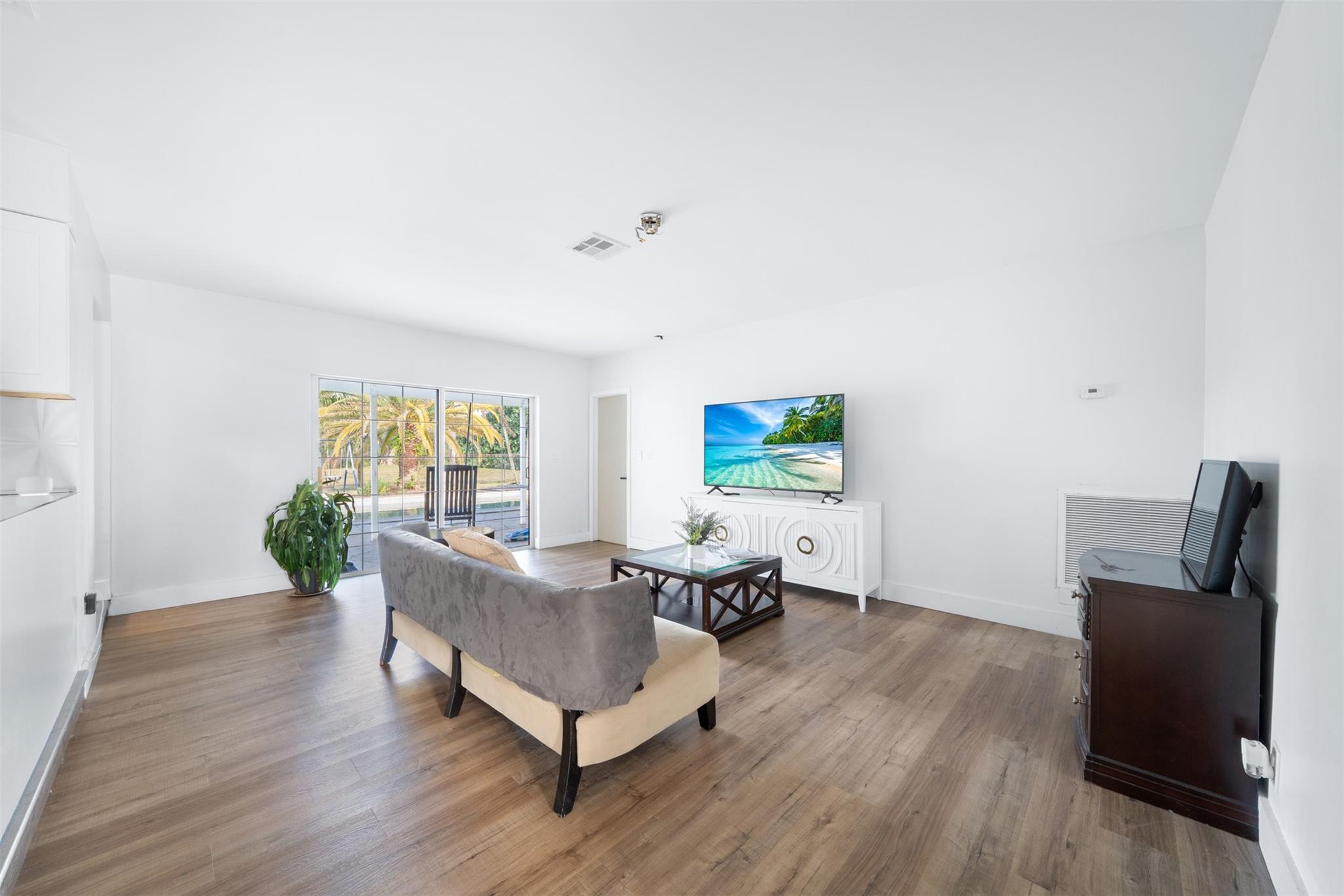 4221 NW 107th Avenue, Coral Springs, FL 33065