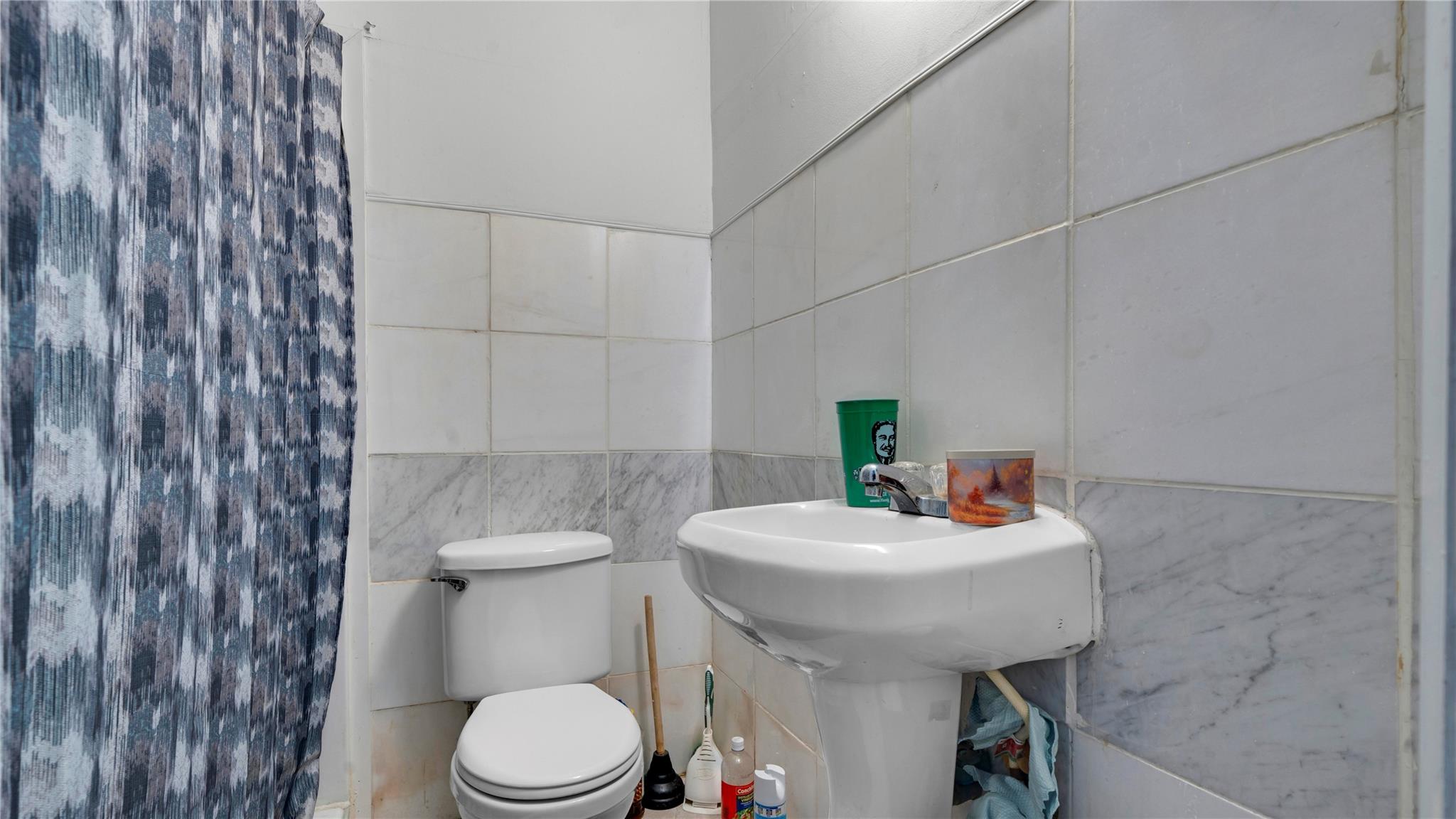 820 NW 23rd Street, Miami, FL 33127